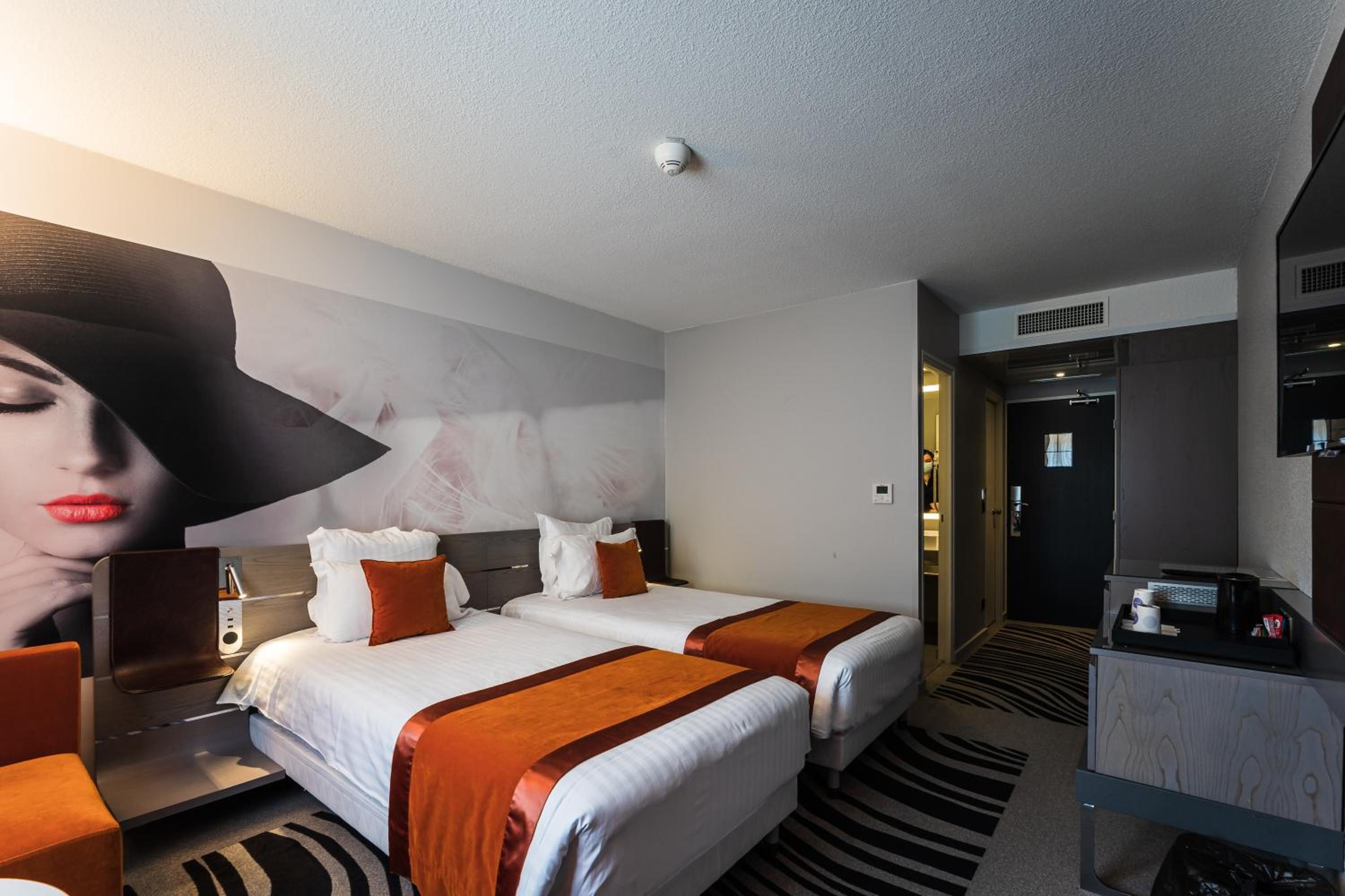 Classic Â Twin Room - Photo 3