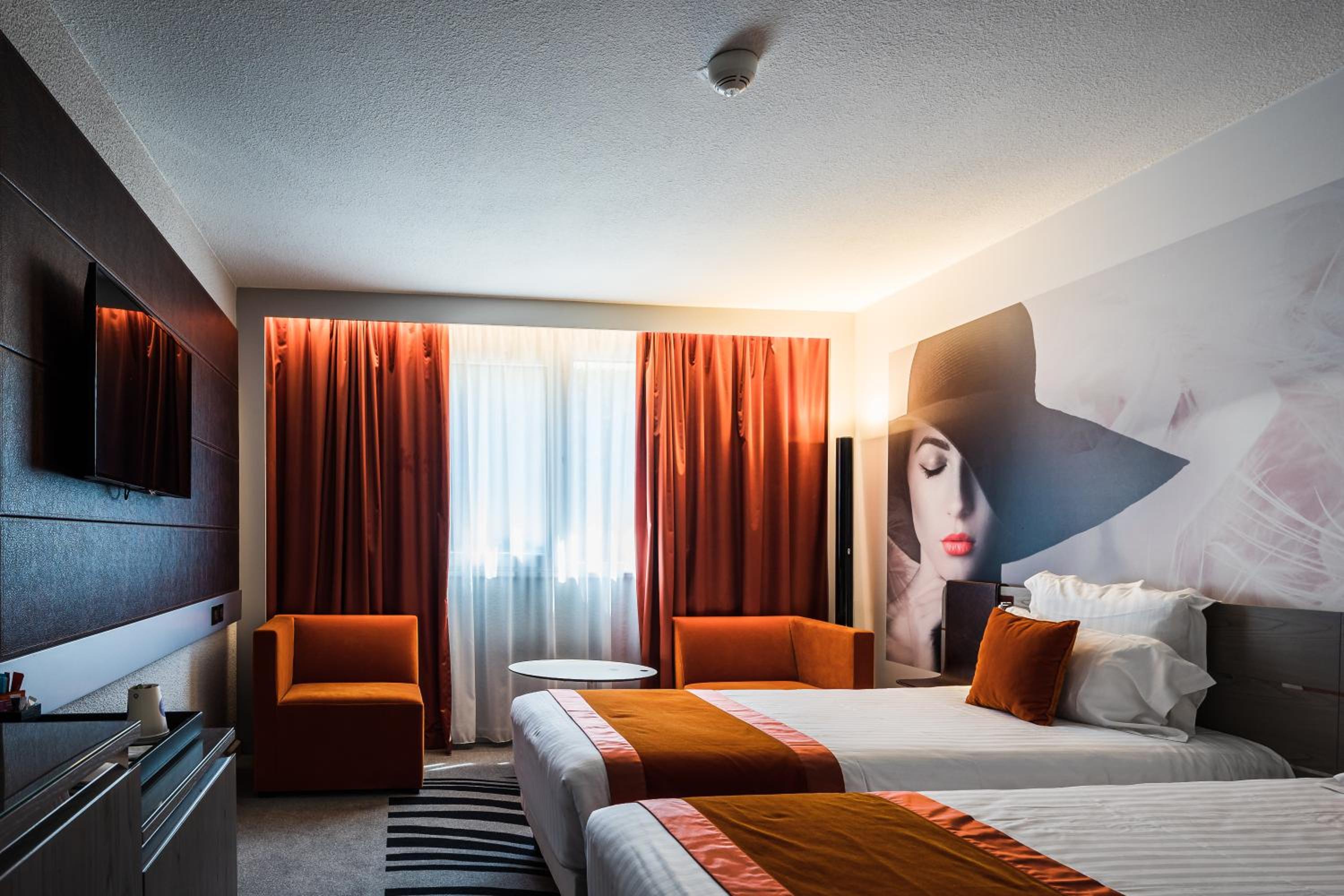 Classic Â Twin Room - Photo 4