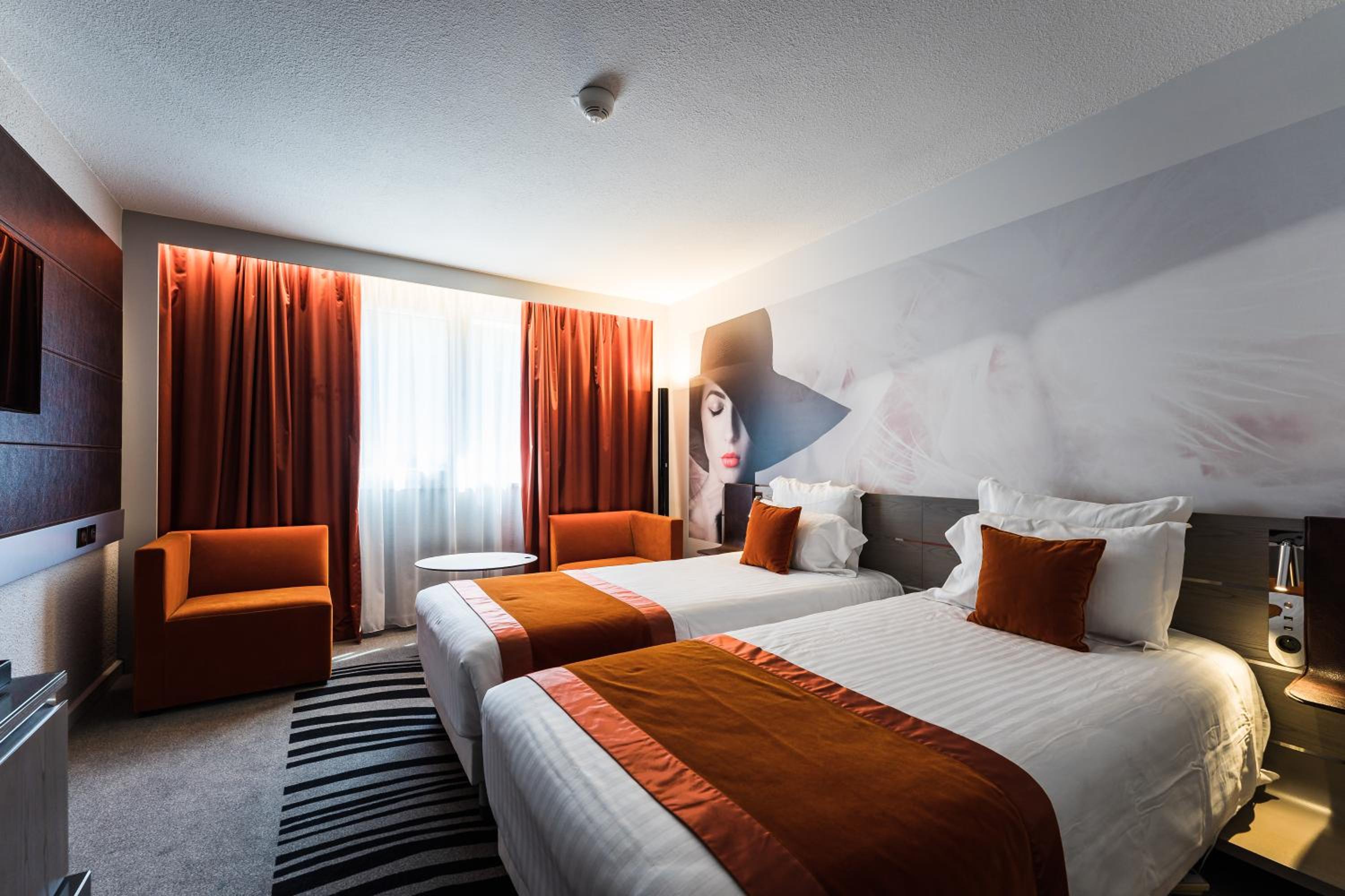 Classic Â Twin Room - Photo 5
