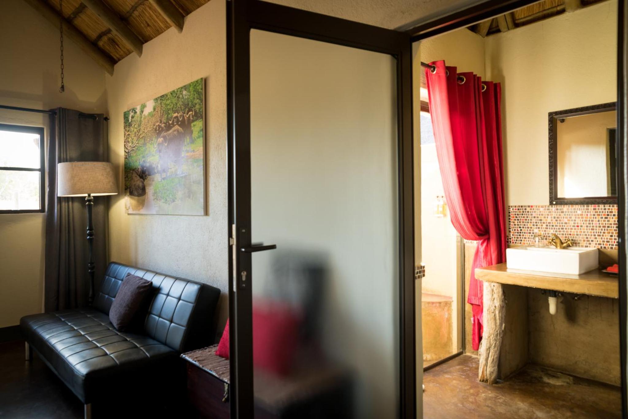 Luxury Suite photo 2