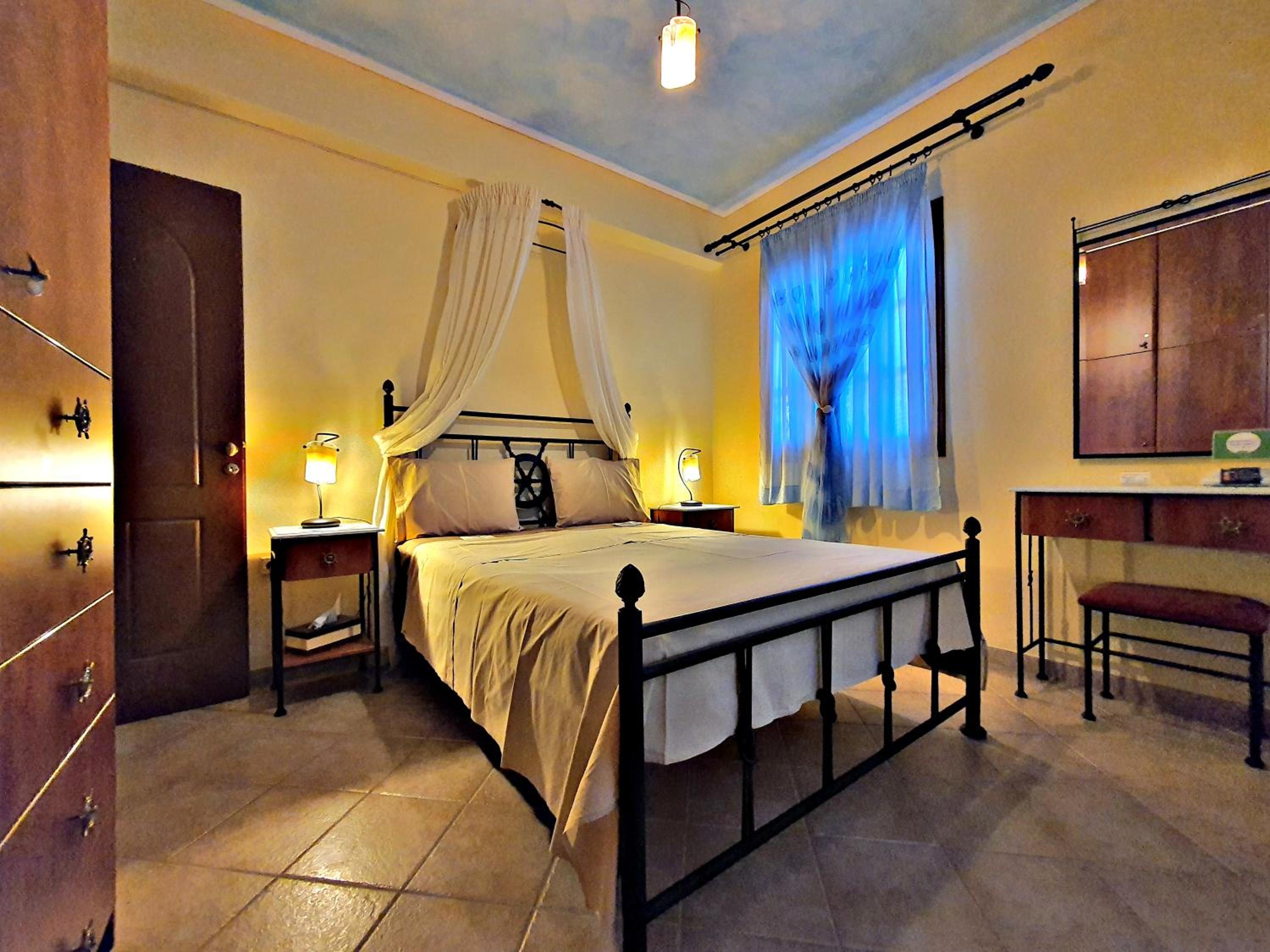Deluxe House - Photo 15