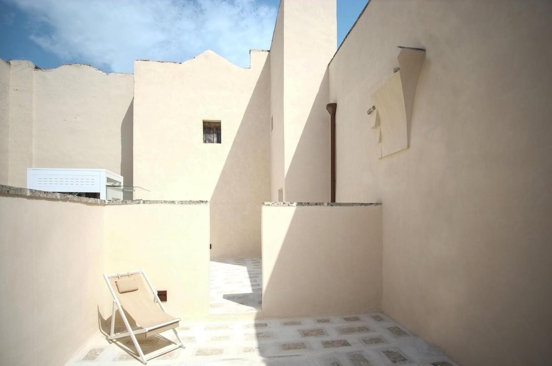 Double Room with Terrace - Photo 7