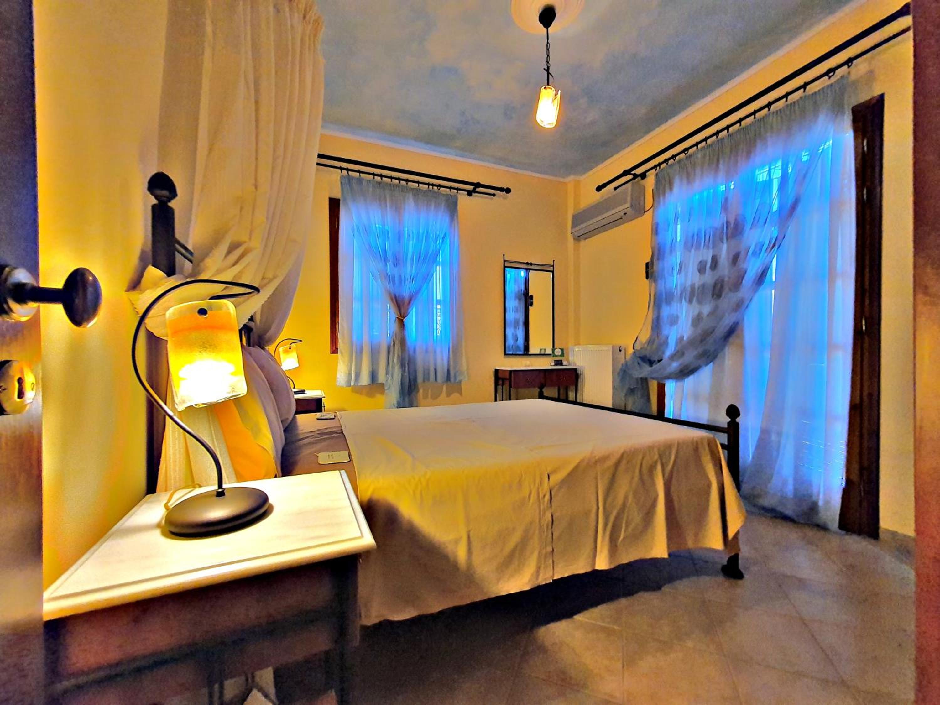 Deluxe House - Photo 14