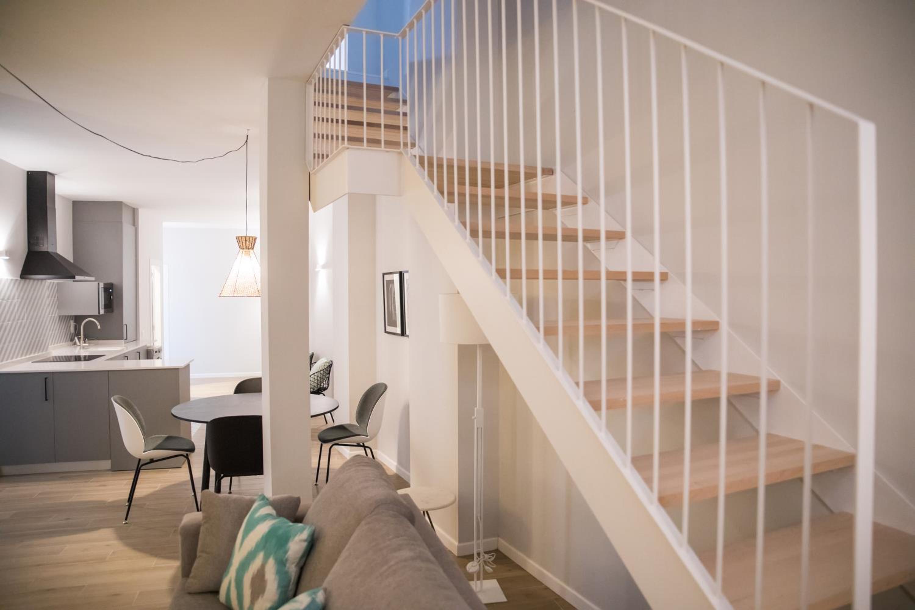 Three-Bedroom Apartment with Terrace - Photo 8