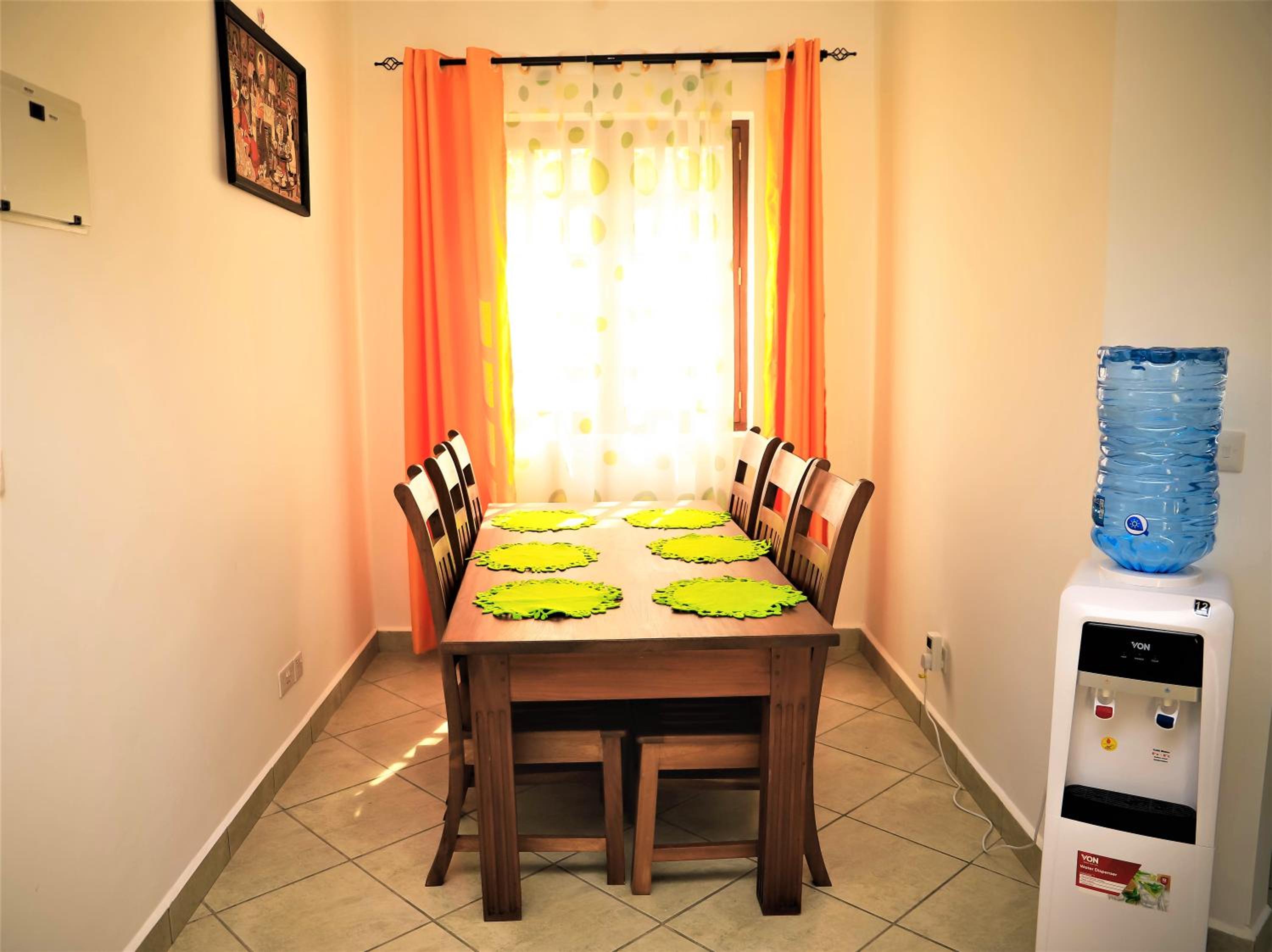 Two-Bedroom House photo 2