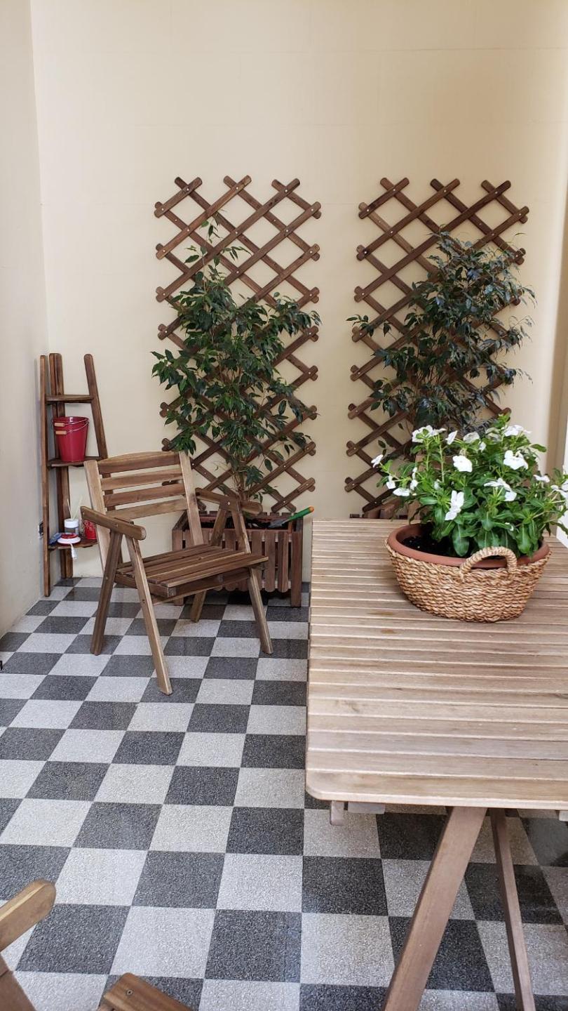 Apartment with Terrace - Photo 54