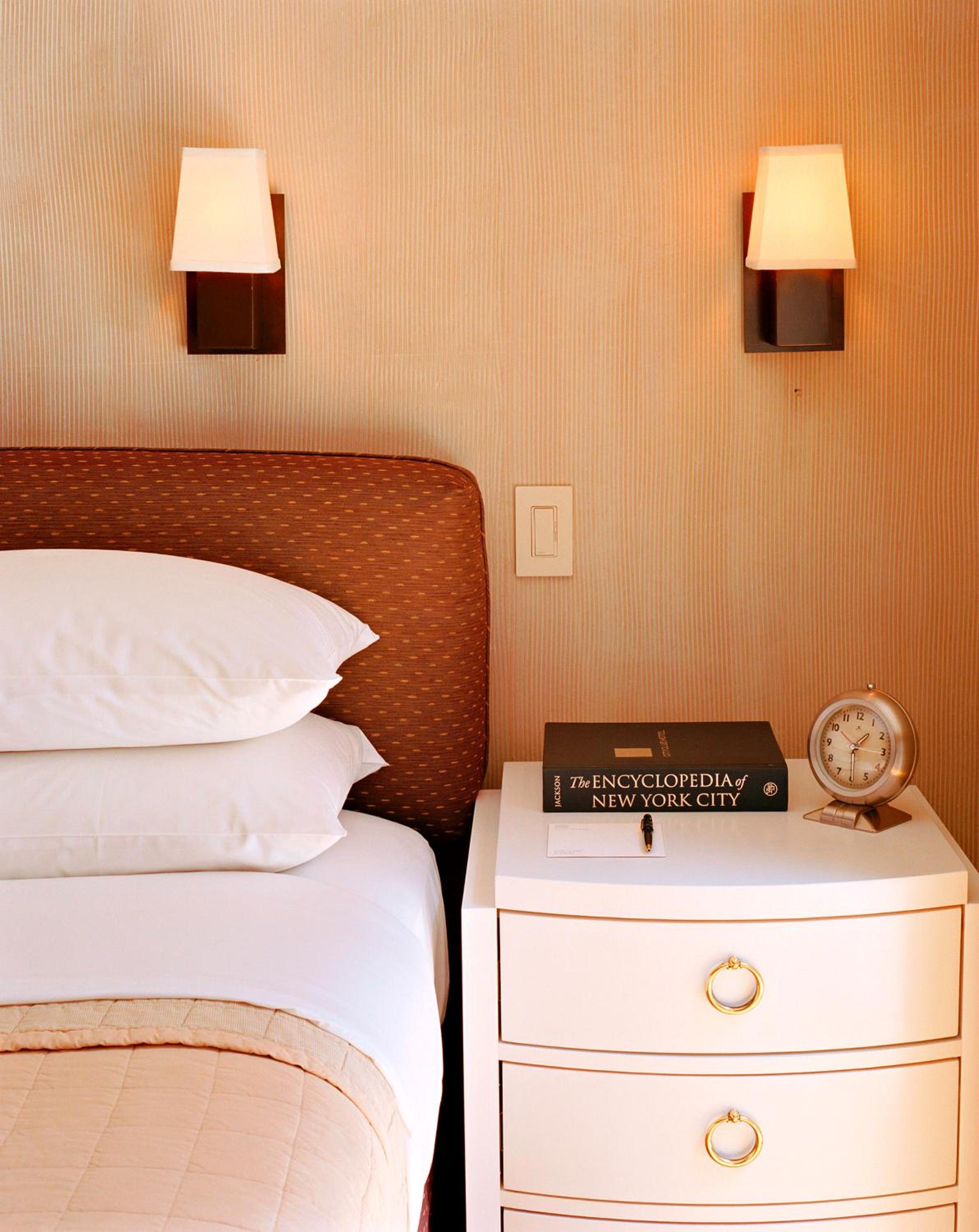 Queen Room - Disability Access photo 3