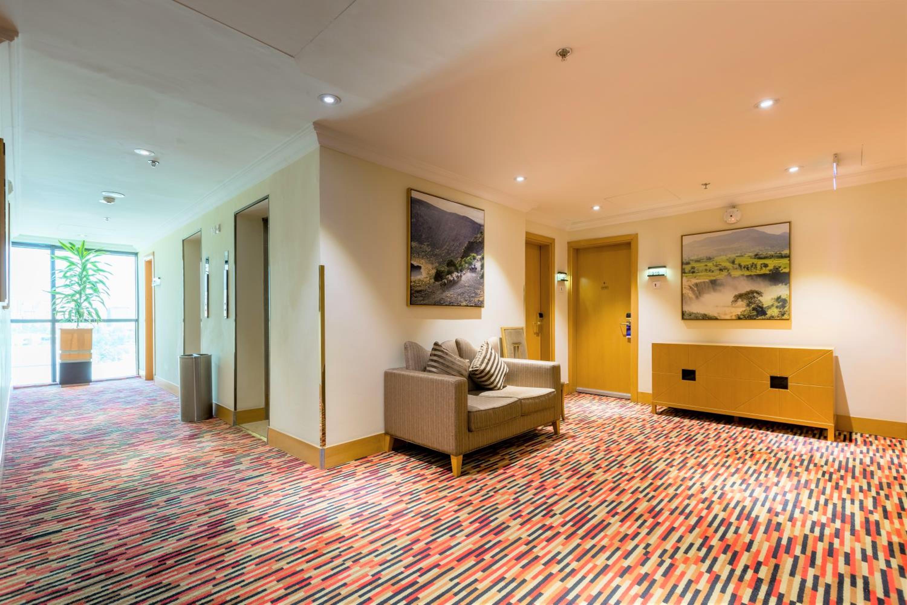 Superior Twin Room - Non-Smoking photo 3