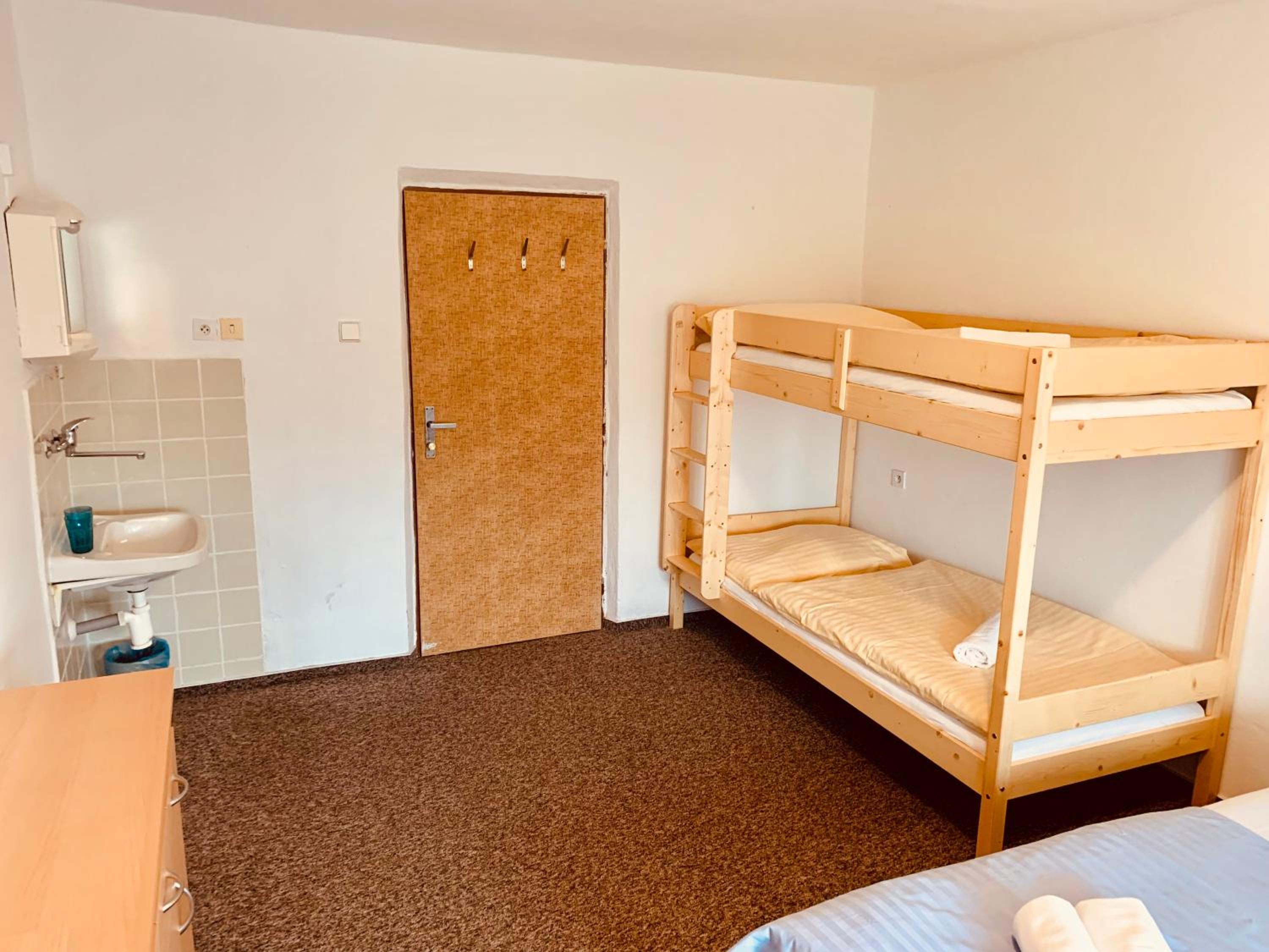 Quadruple Room With Shared Bathroom