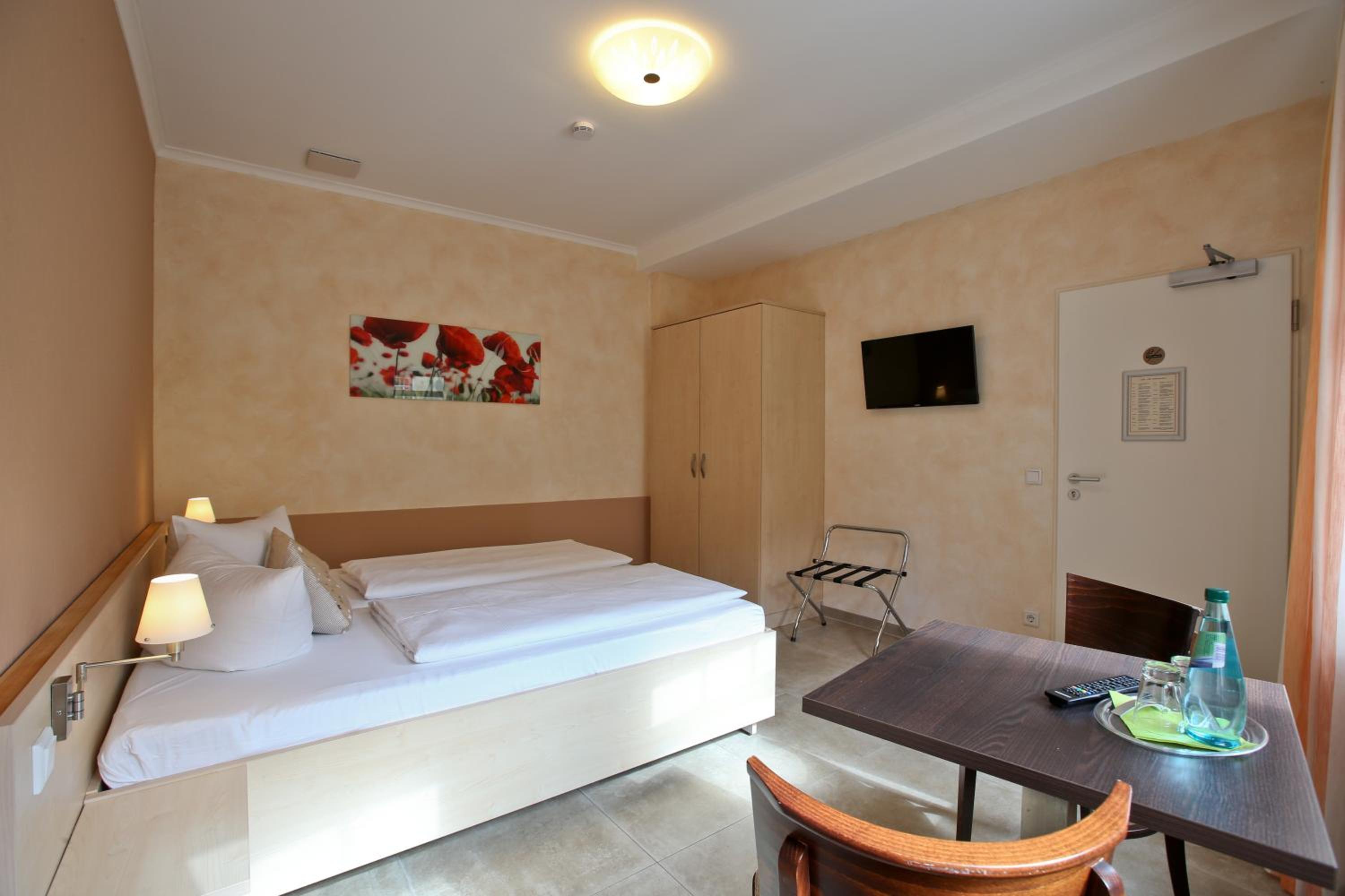 Two-Bedroom Family Suite photo 3
