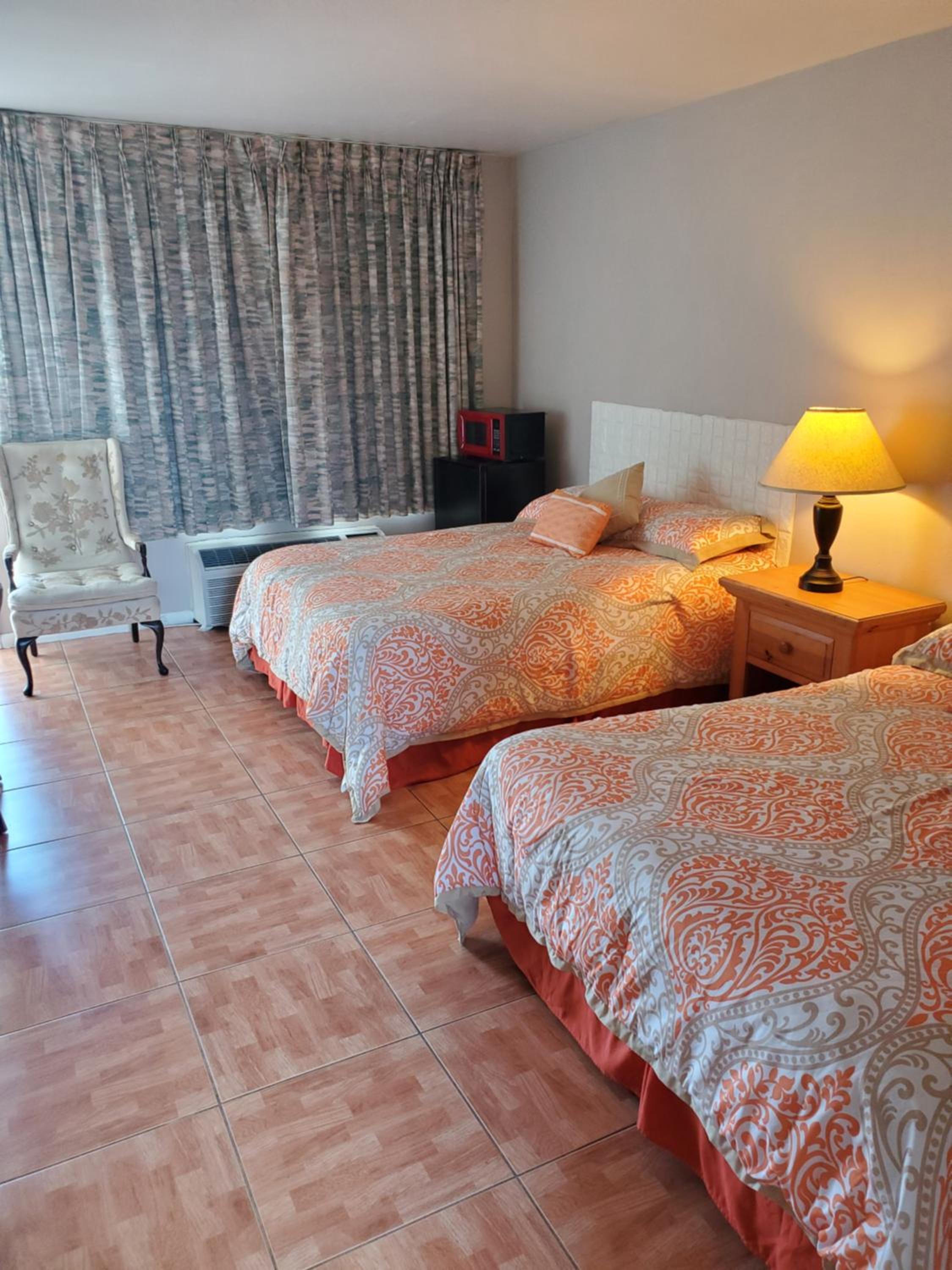Superior Room - Two Beds - Photo 4