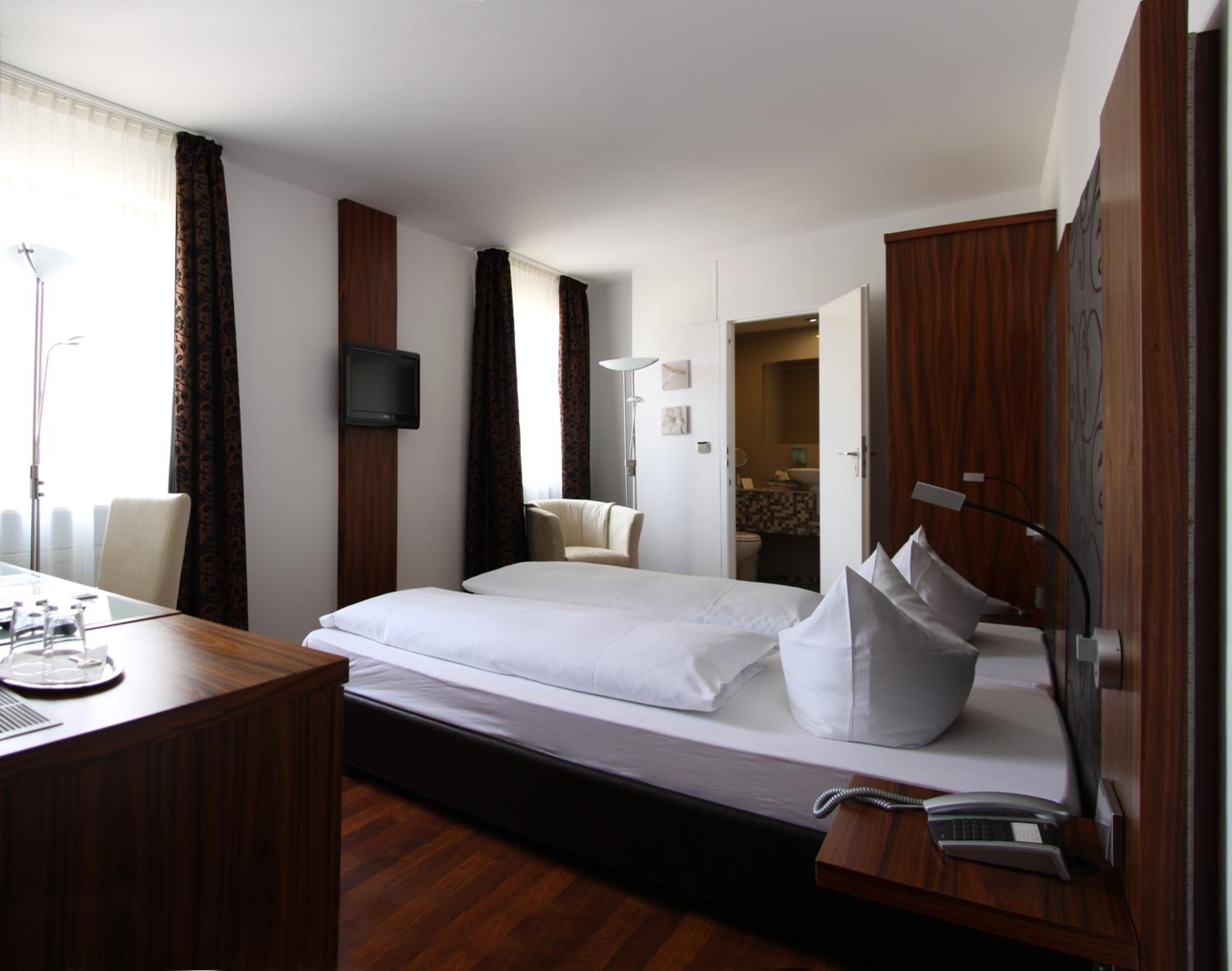Comfort Double Room - Photo 1
