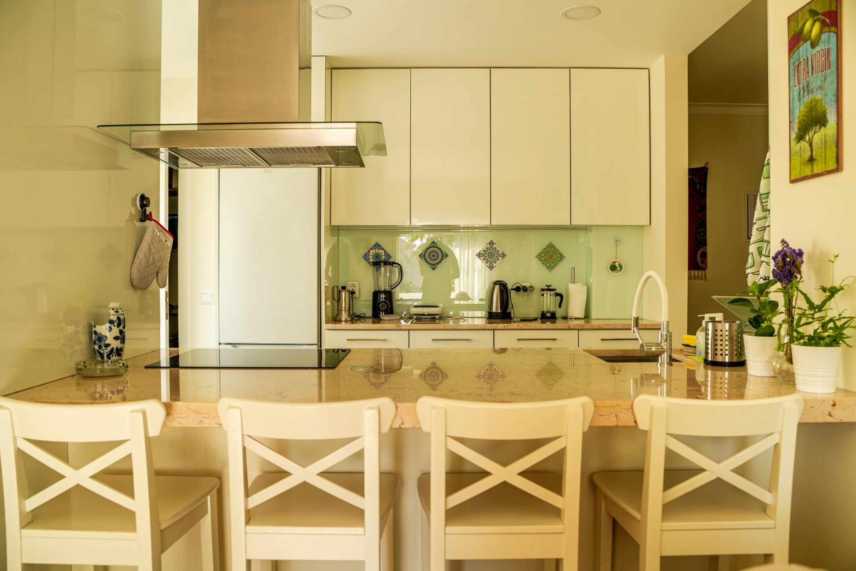 Three-Bedroom Apartment - Photo 6