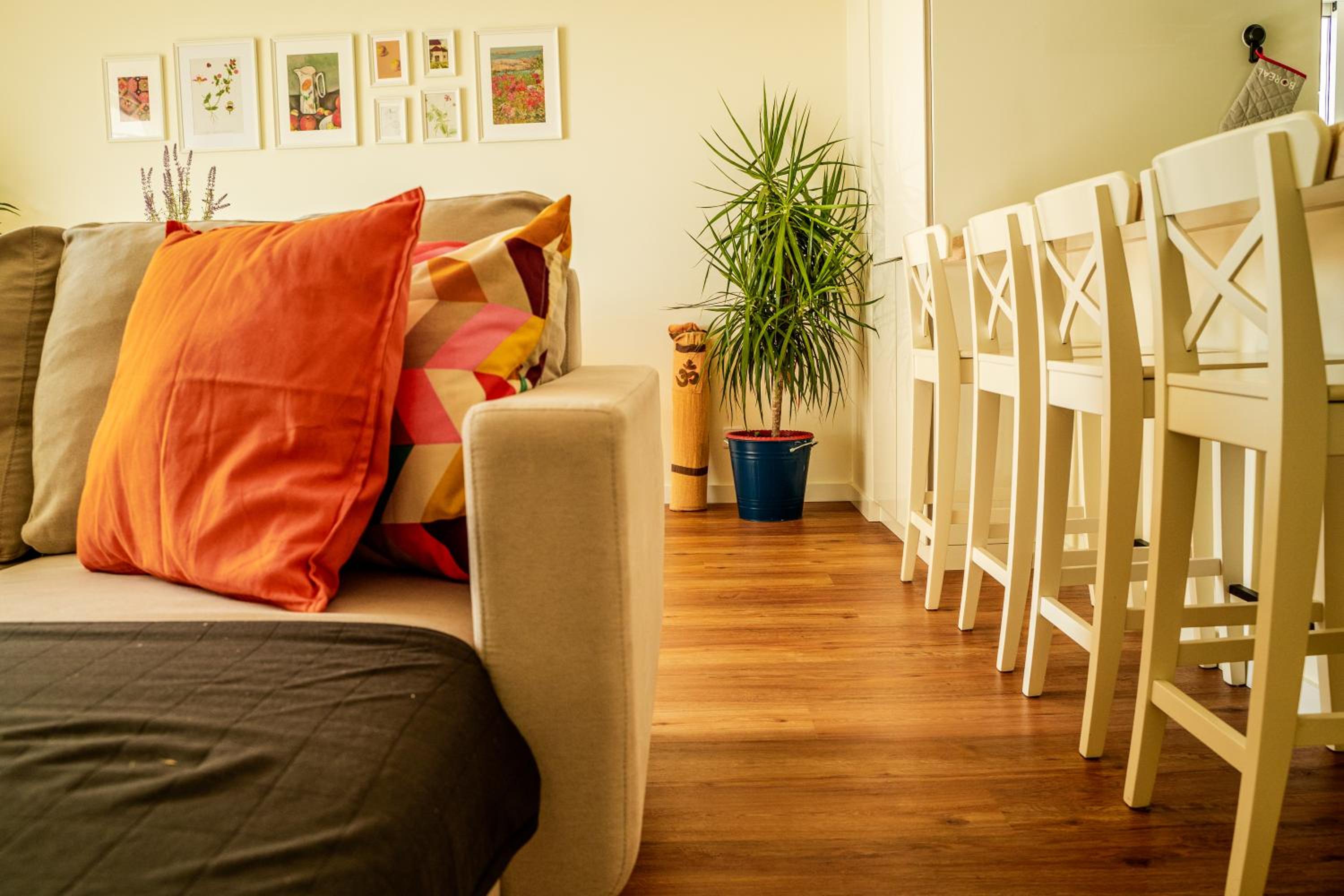 Three-Bedroom Apartment - Photo 8