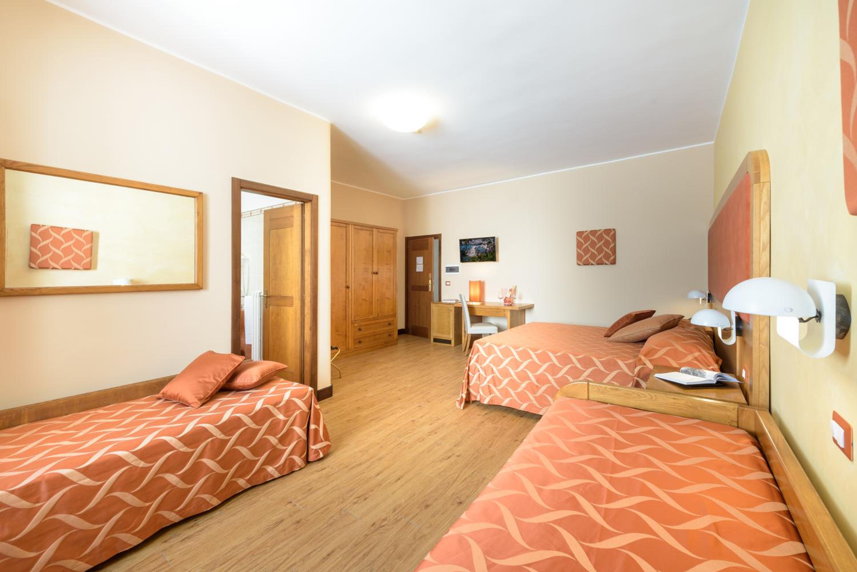 Quadruple Room photo 1