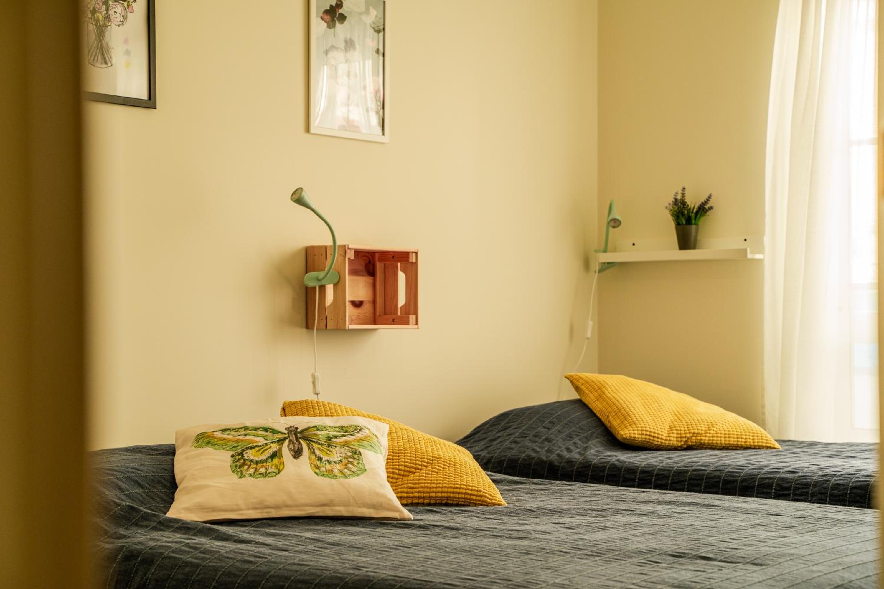 Three-Bedroom Apartment - Photo 43