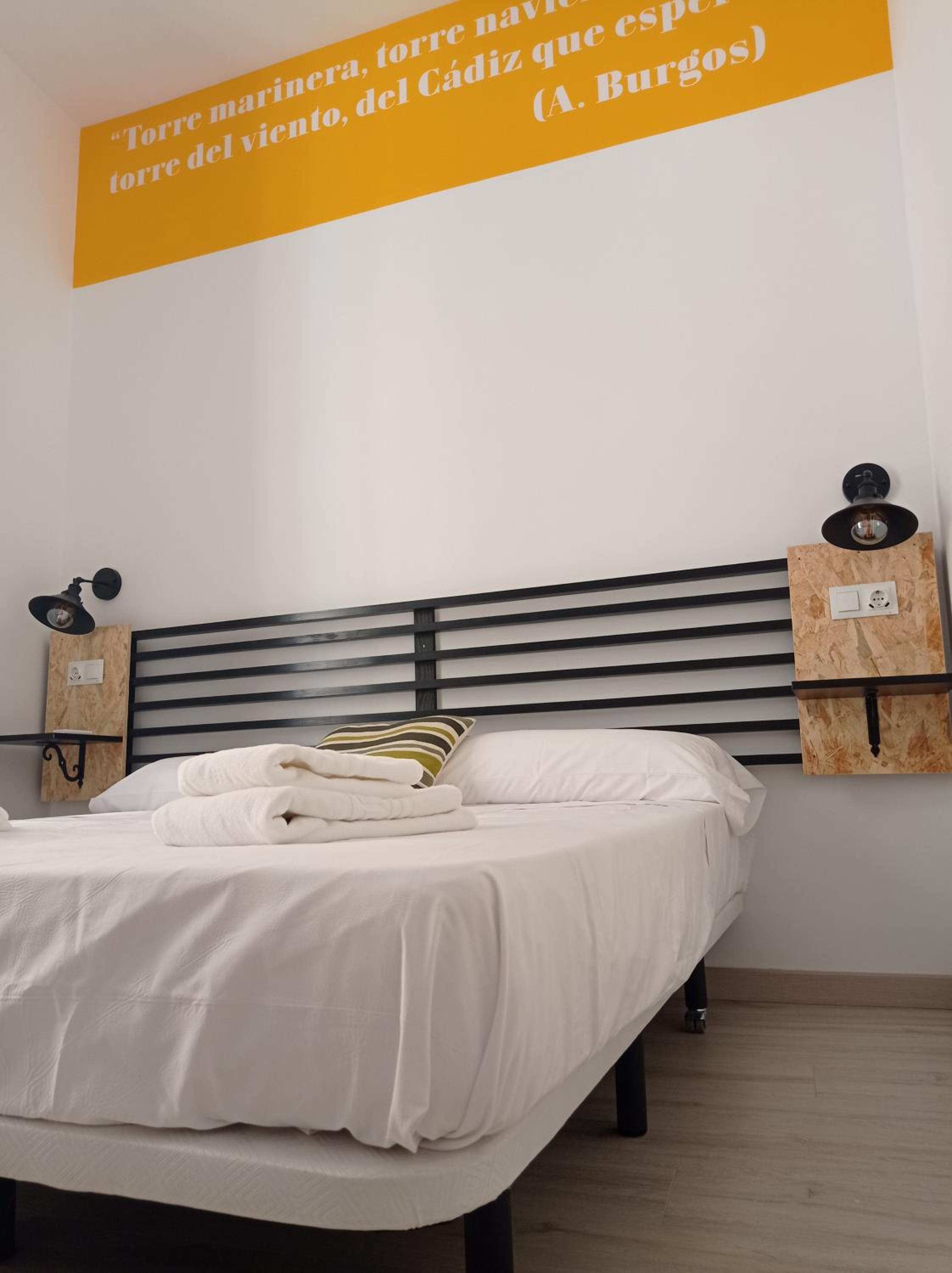 Deluxe Double or Twin Room with Balcony - Photo 15