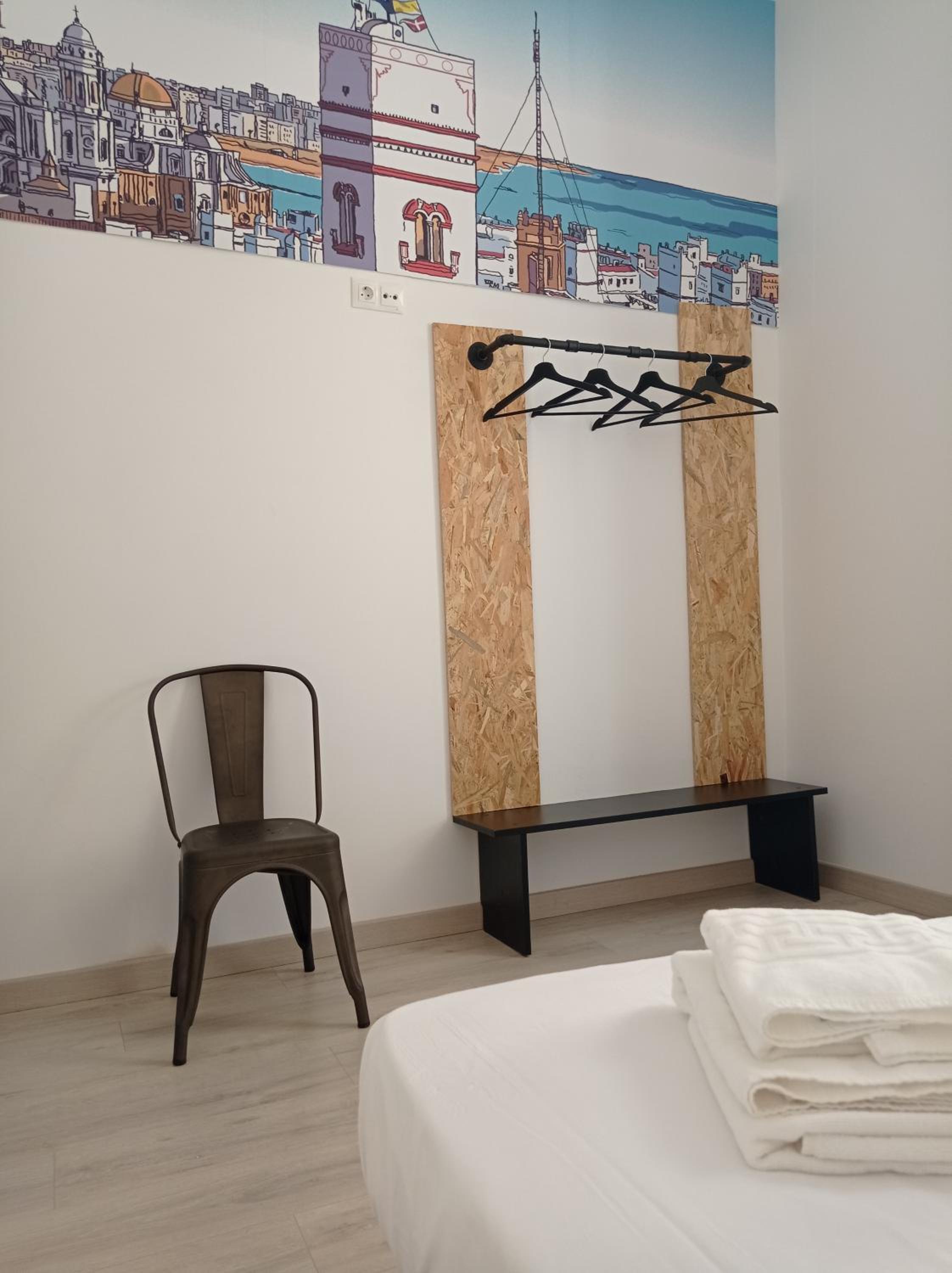 Deluxe Double or Twin Room with Balcony - Photo 18