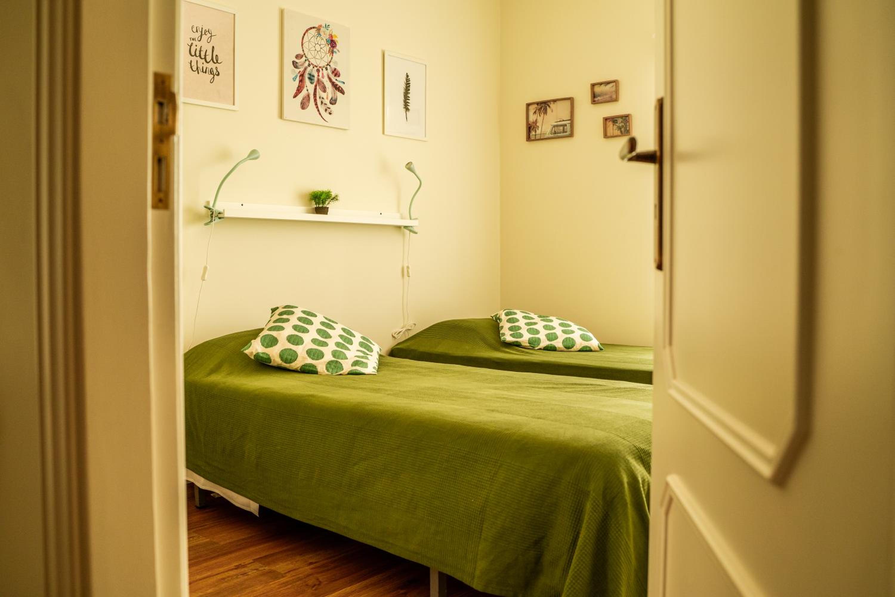Three-Bedroom Apartment - Photo 47