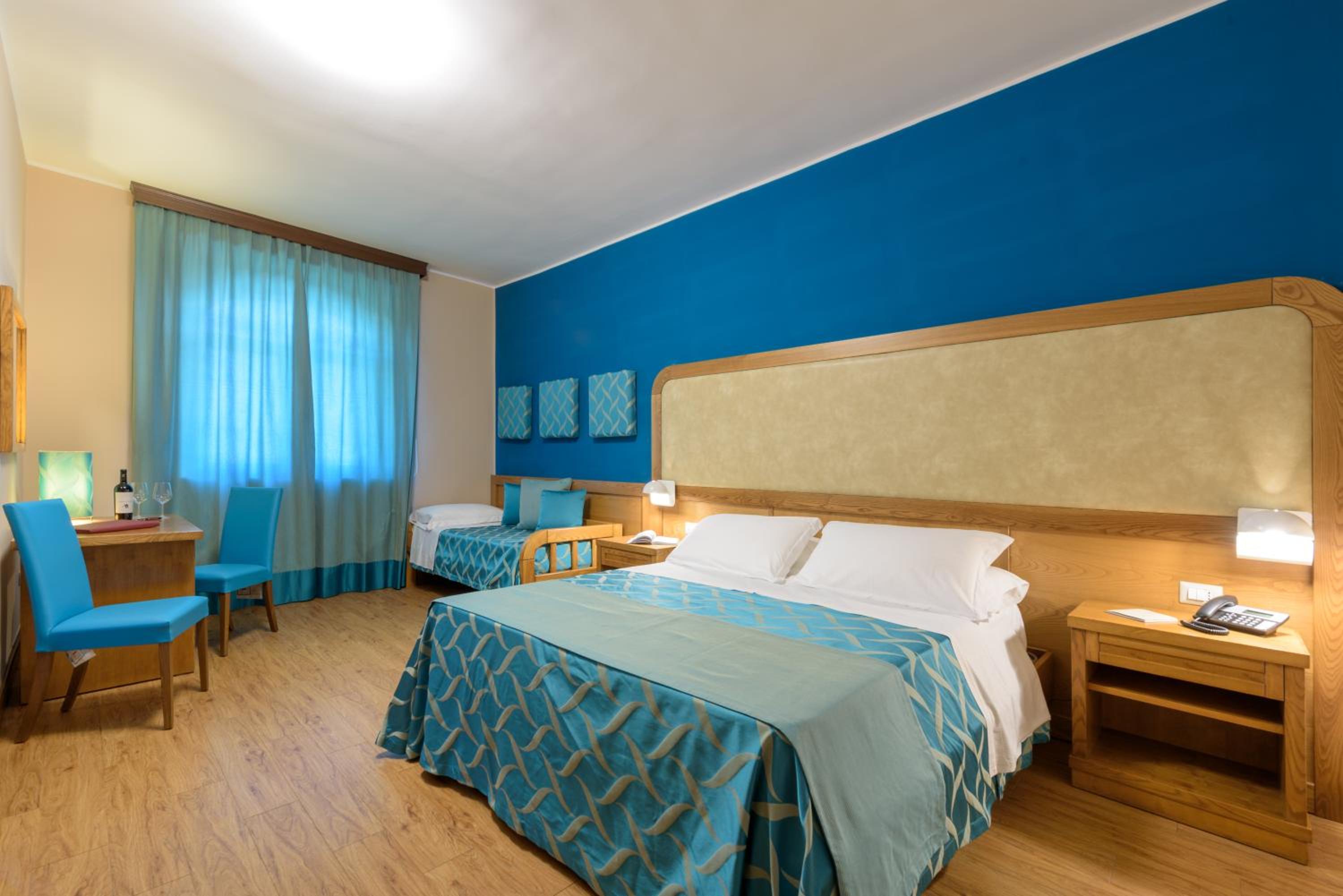 Triple Room photo 2