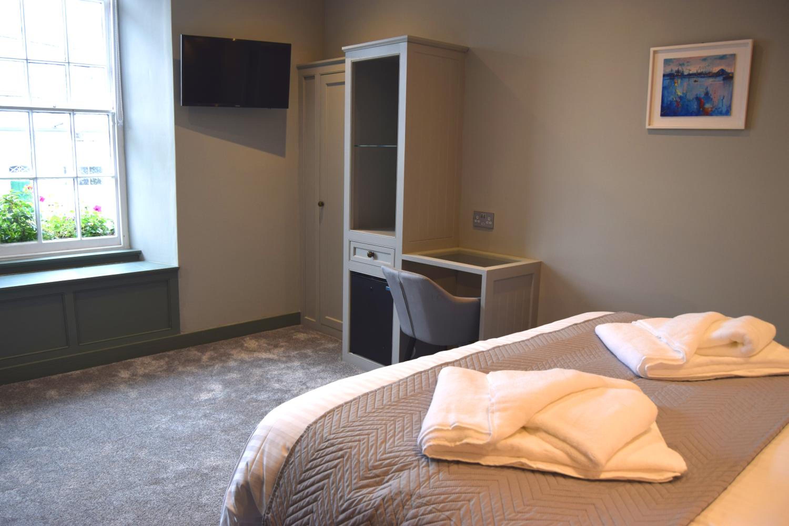 Superior King Room - Photo 2