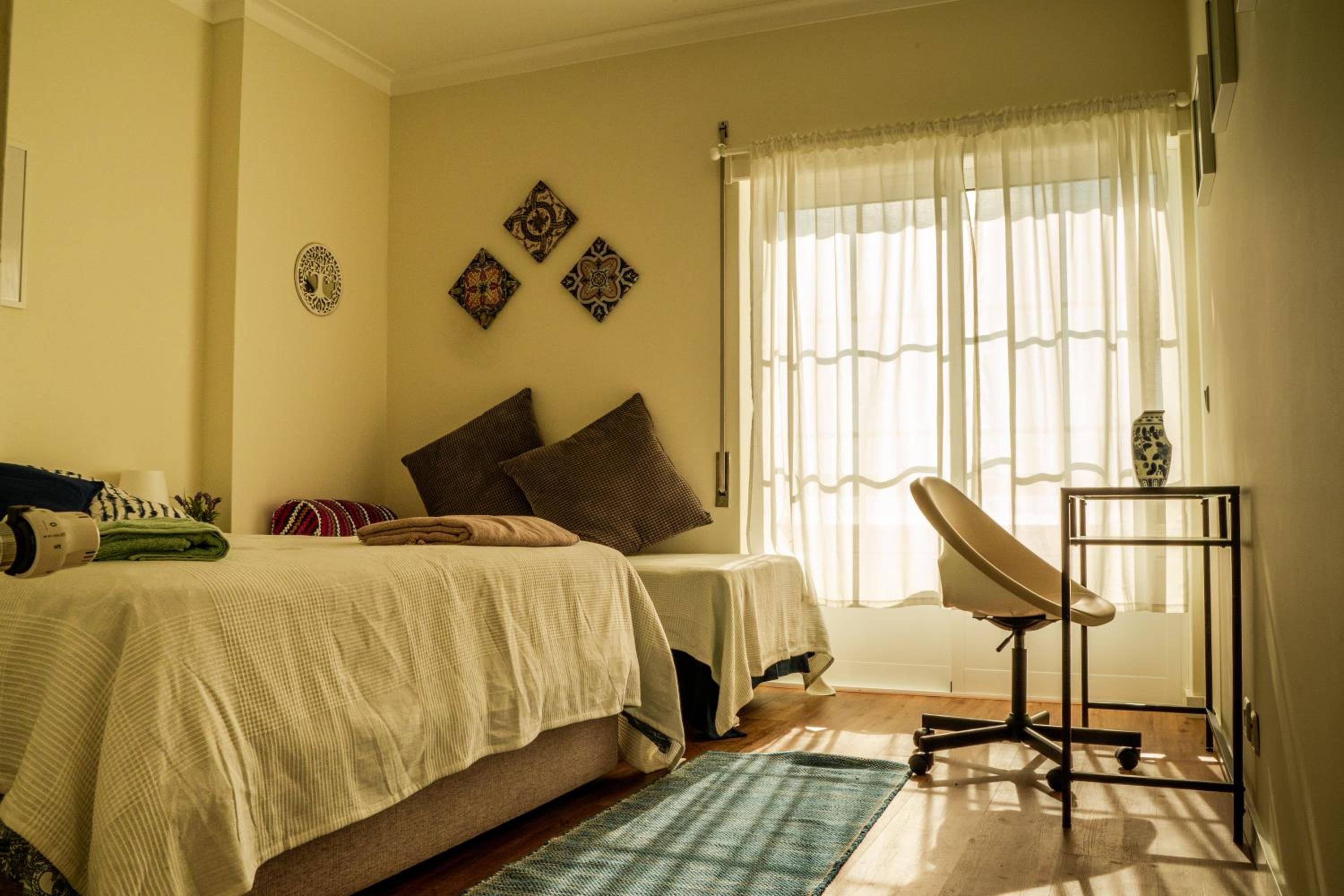 Three-Bedroom Apartment - Photo 33