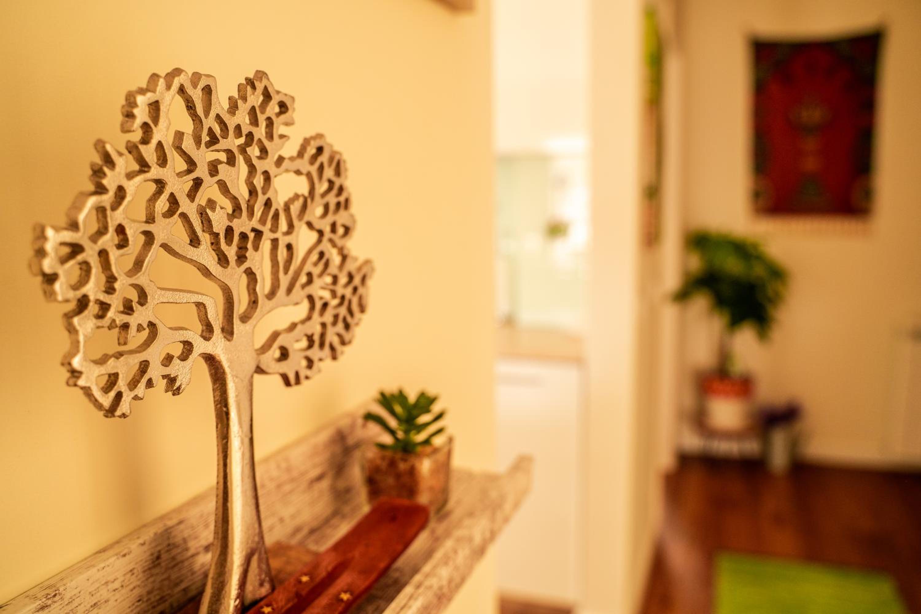 Three-Bedroom Apartment - Photo 25