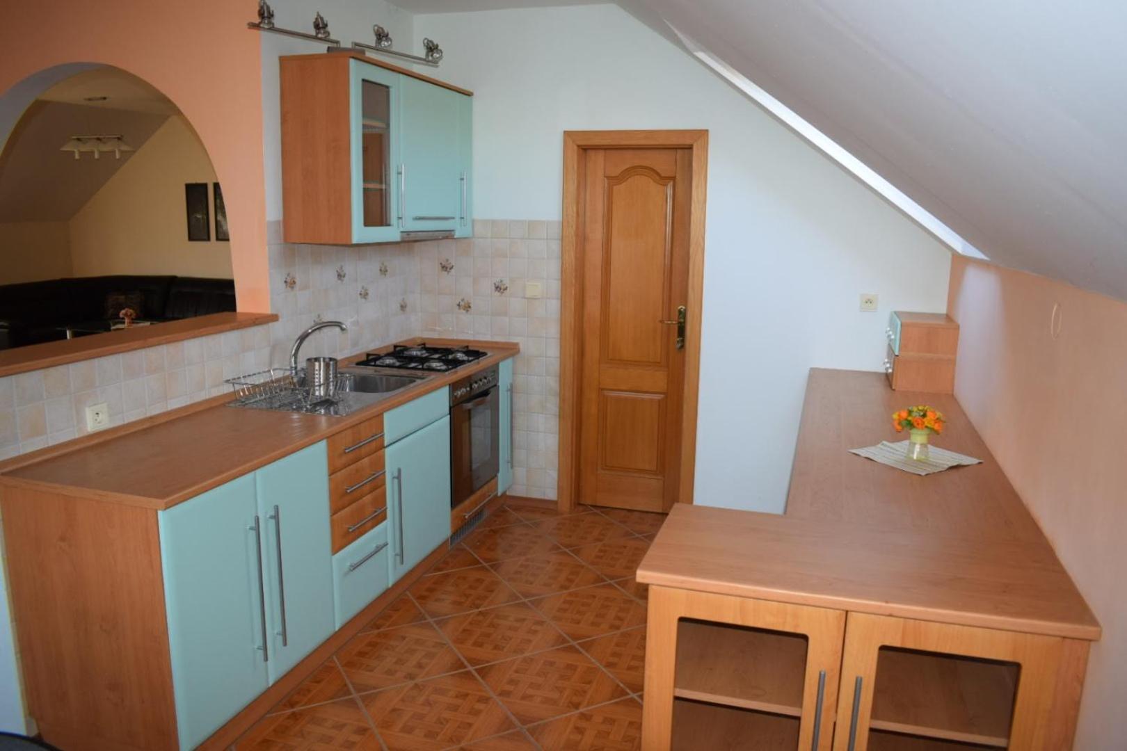 Two-Bedroom Apartment - Photo 9