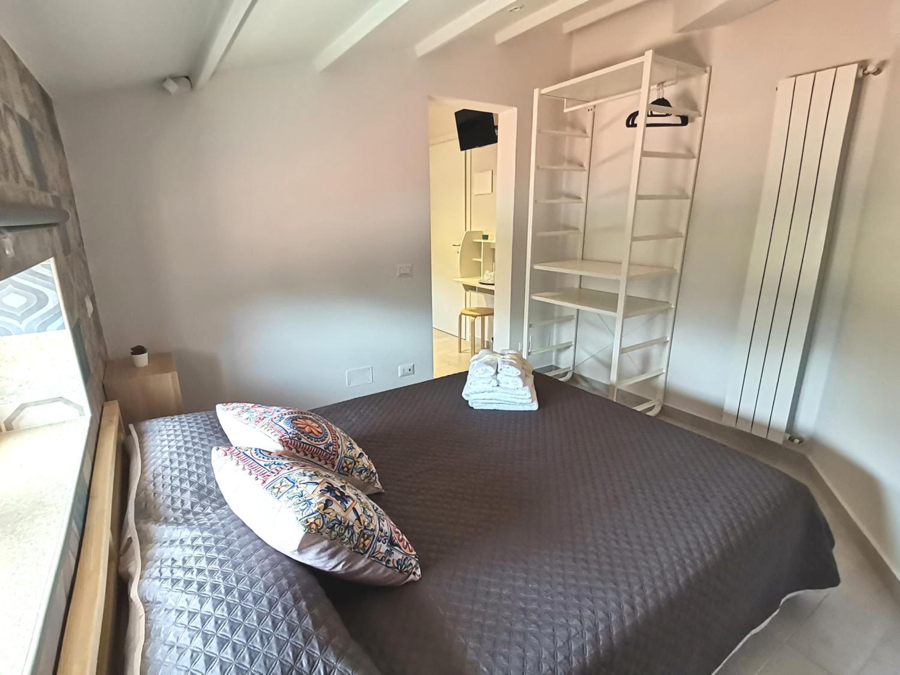 Double Room with Extra Bed - Photo 3
