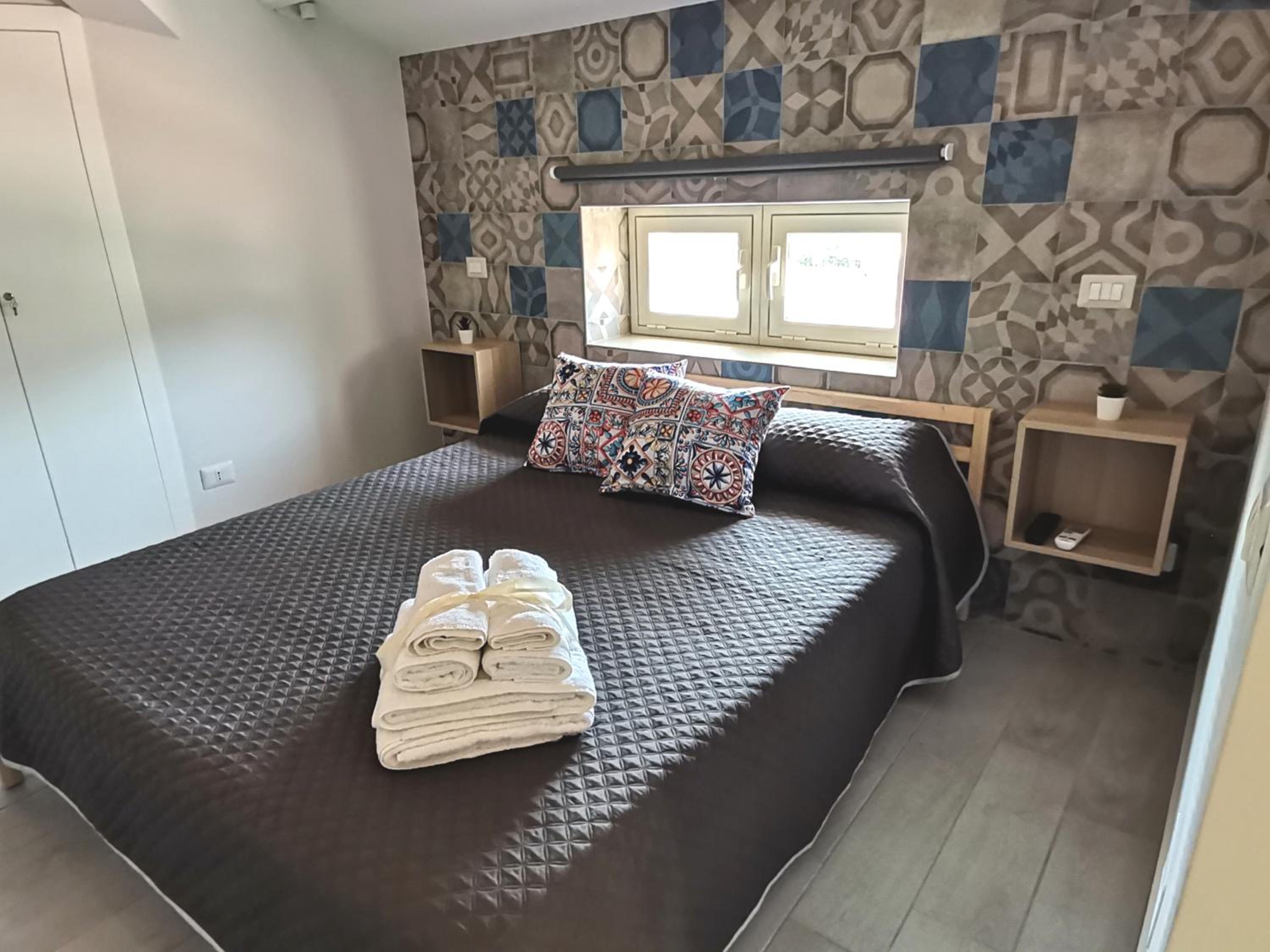 Double Room with Extra Bed - Photo 1