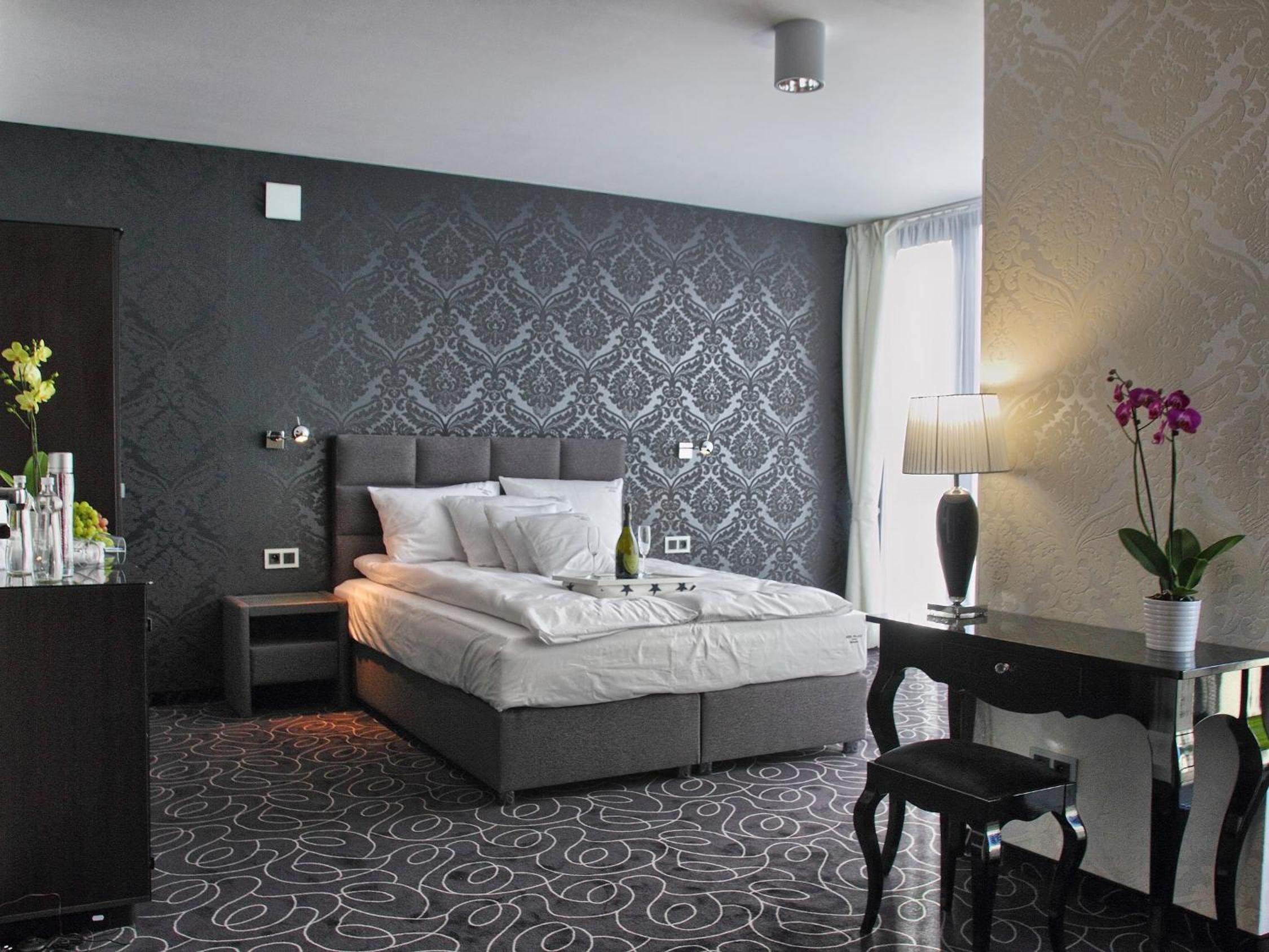 Suite with Terrace - Photo 3