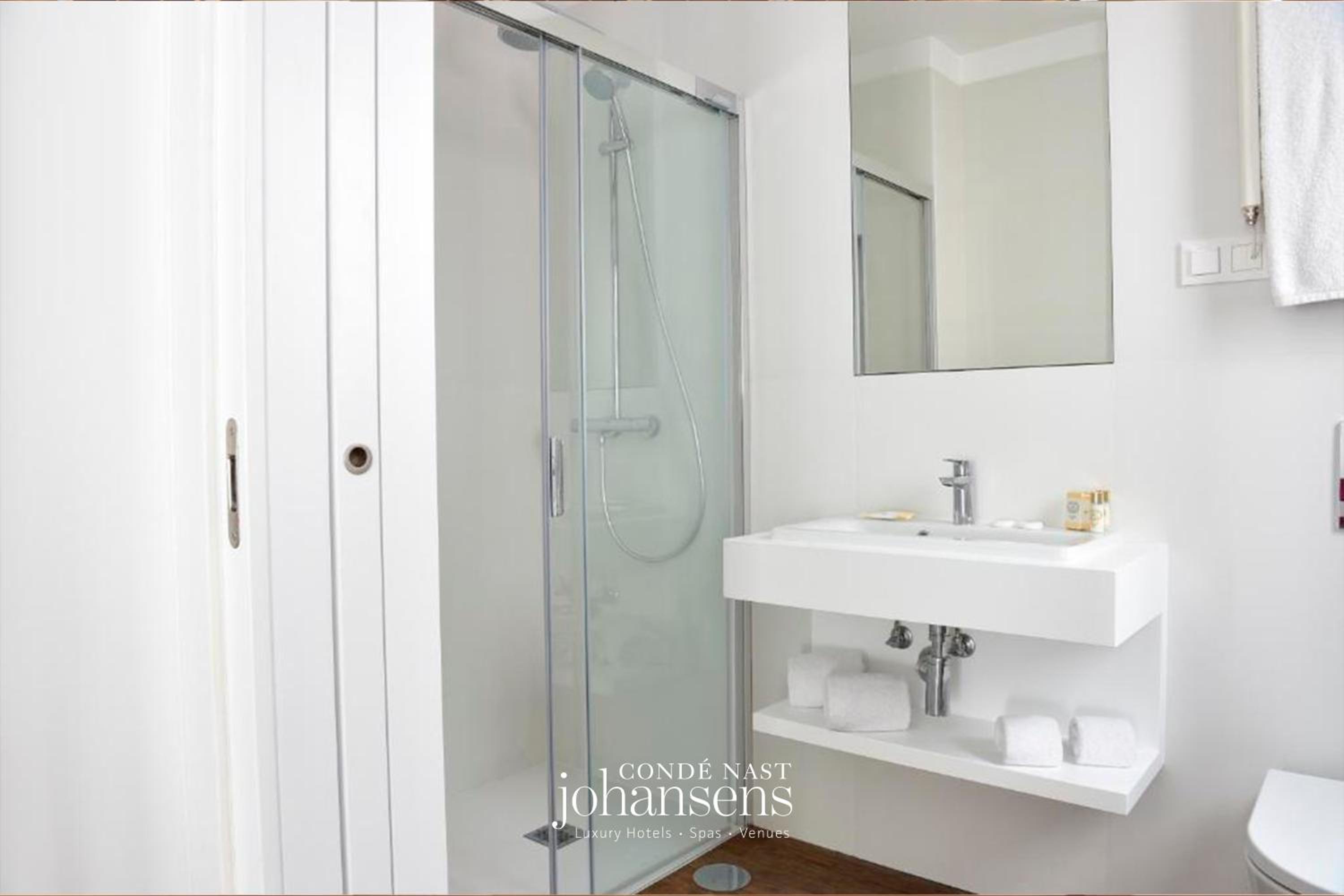 Family Suite - Photo 12