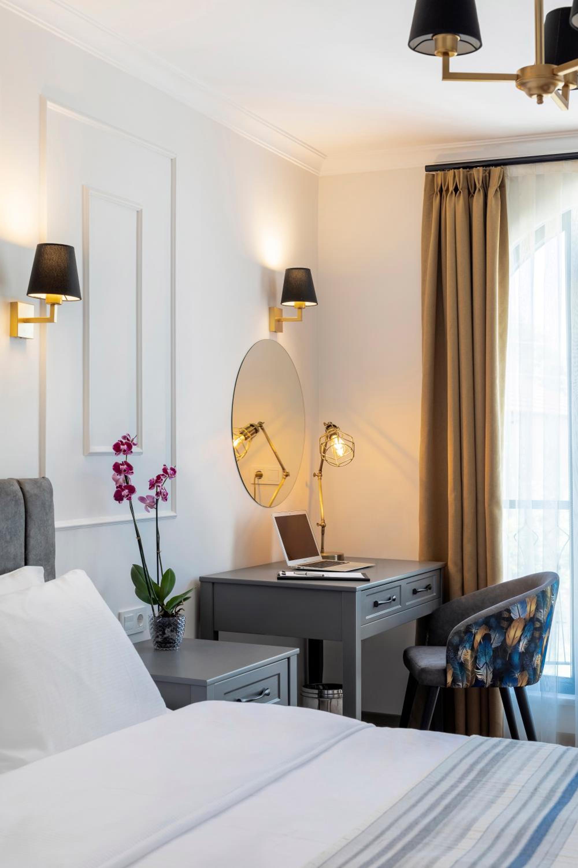 Large Double Room photo 3