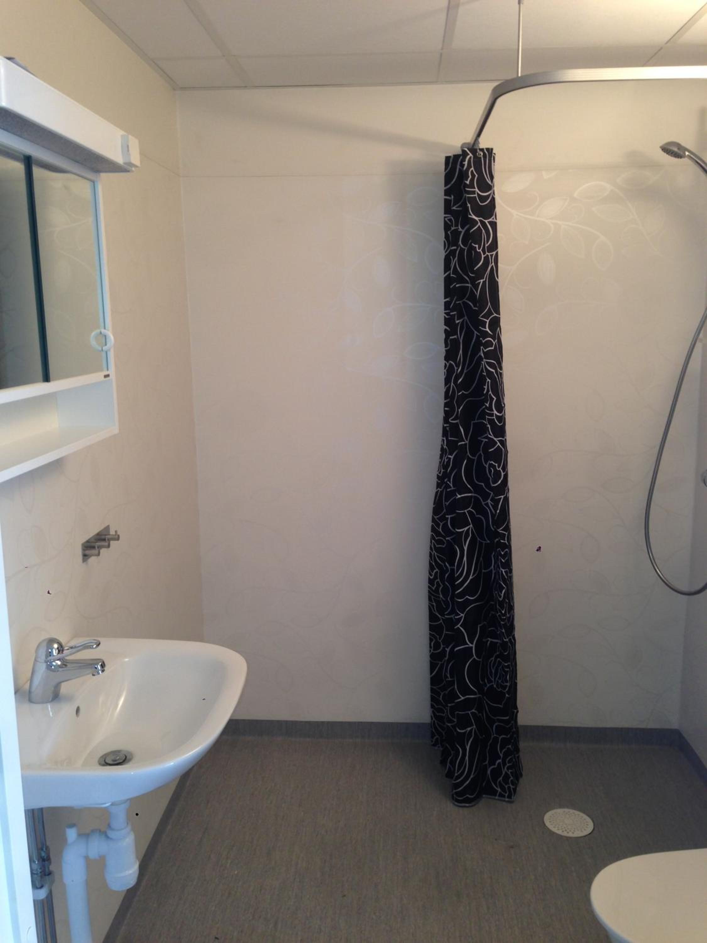 Studio Apartment (2 Adults) - Photo 4