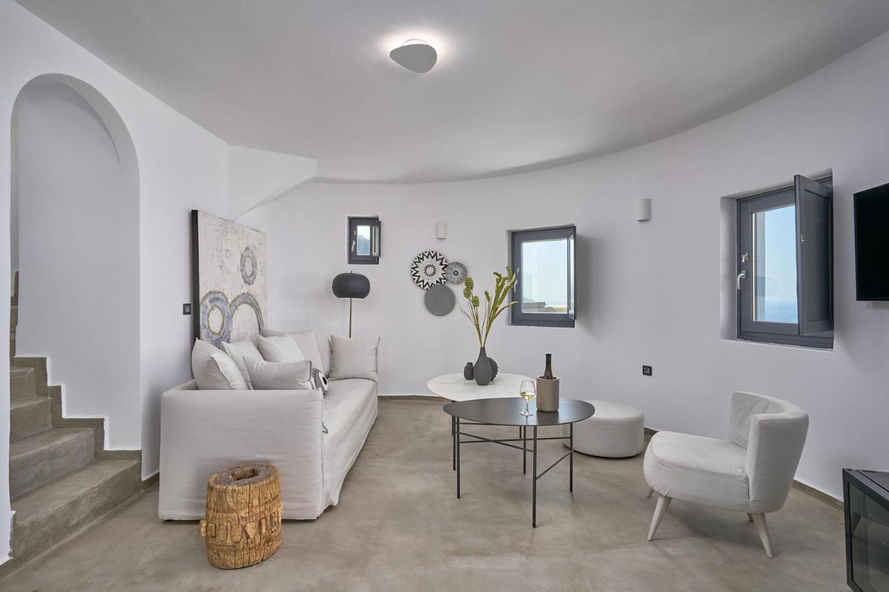 Windmill Deluxe Villa With Private Jacuzzi photo 1