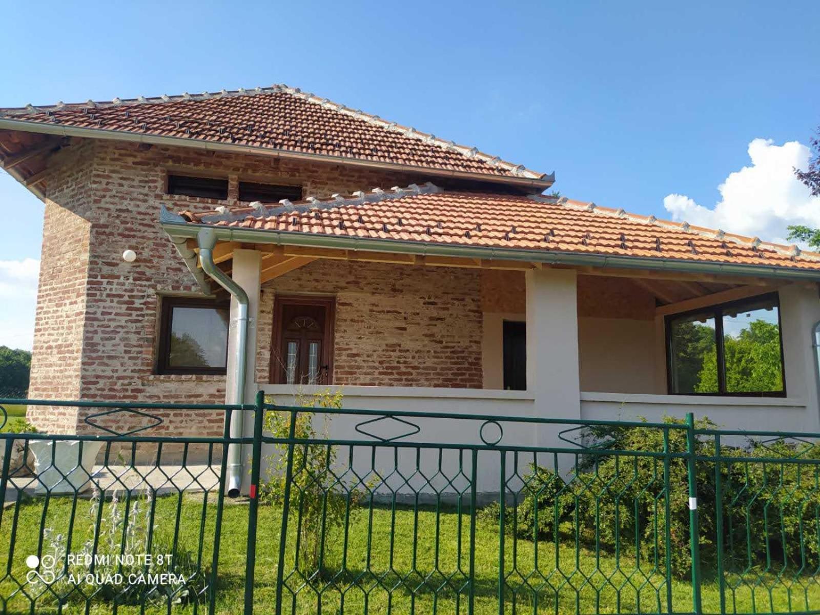 One-Bedroom House photo 3