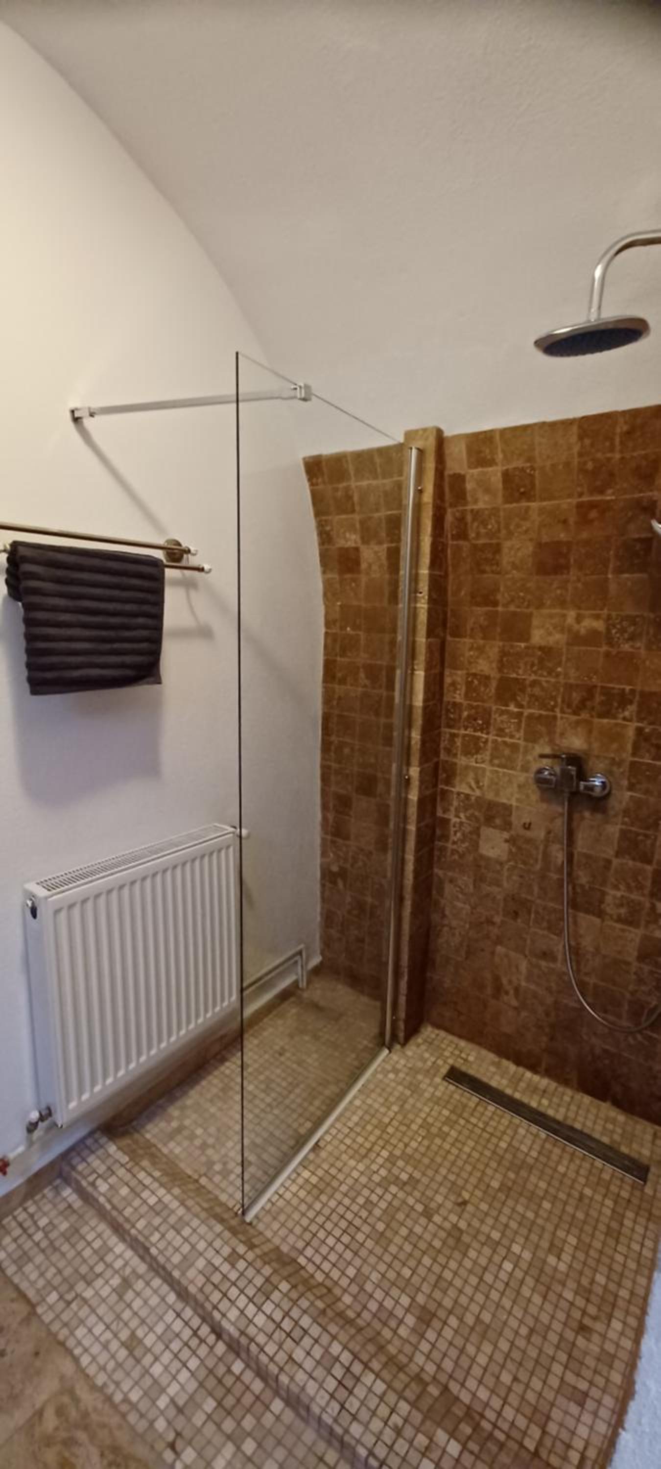 Two-Bedroom Apartment - Photo 17