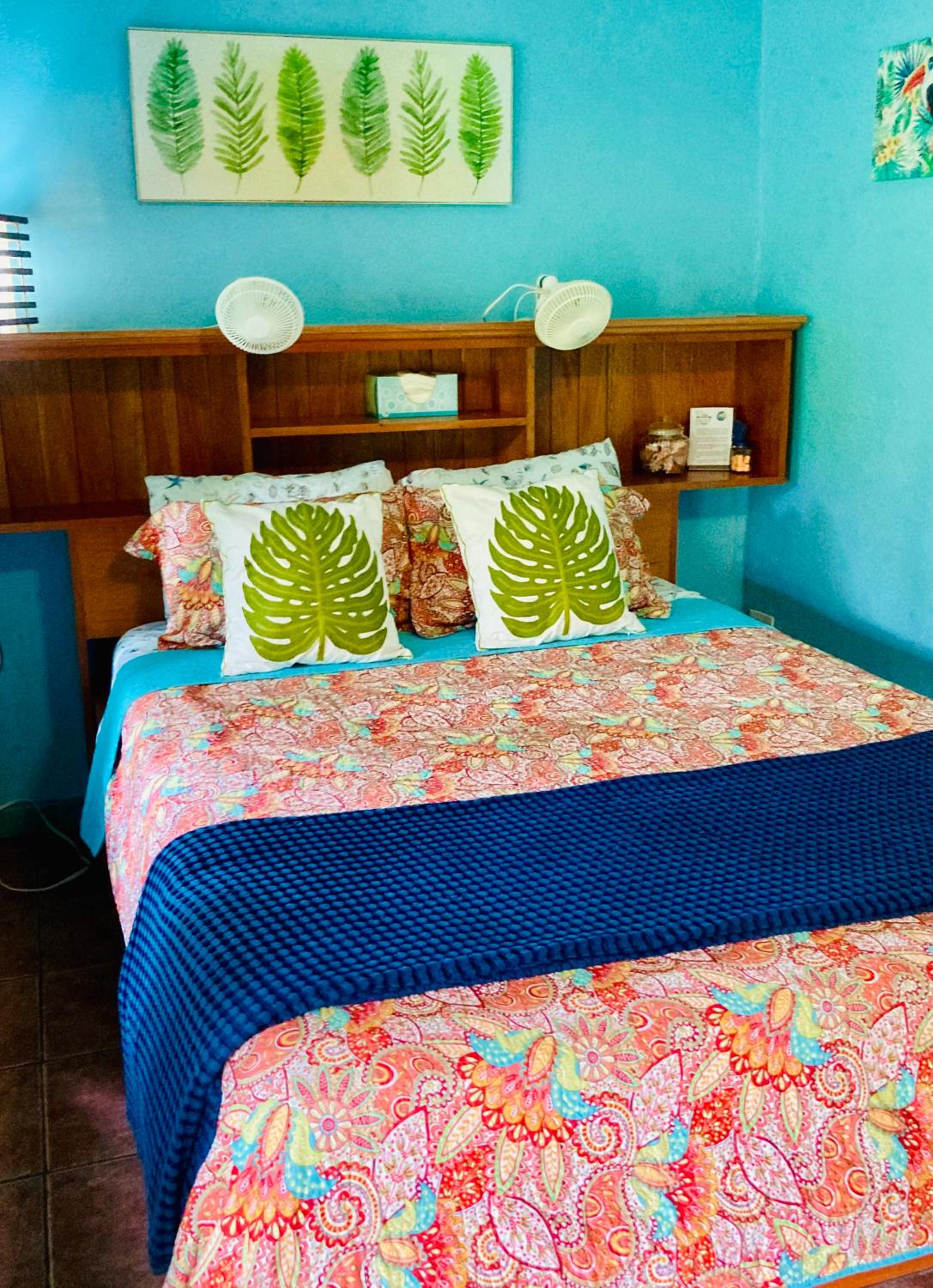 Standard Queen Room