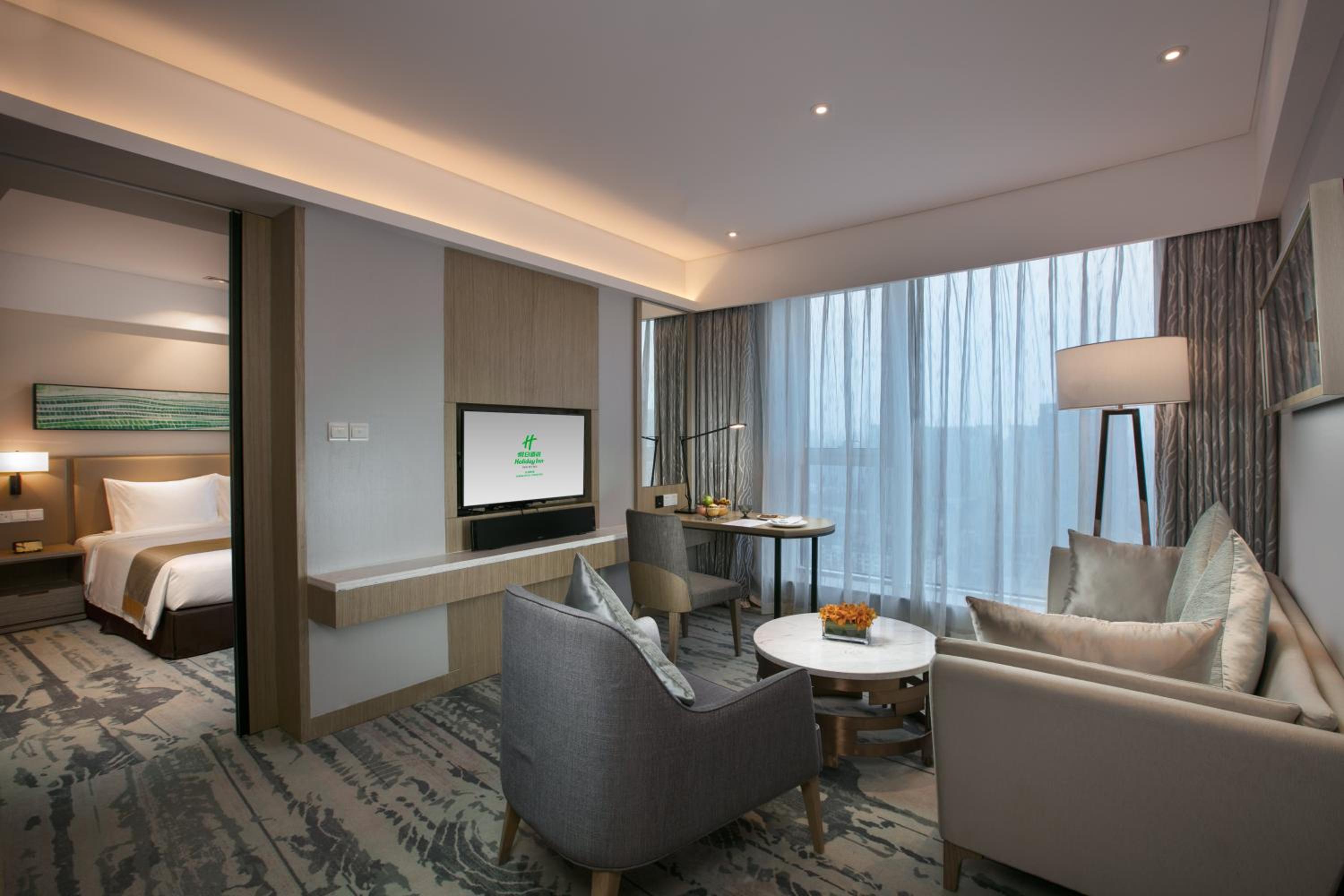 Standard Suite