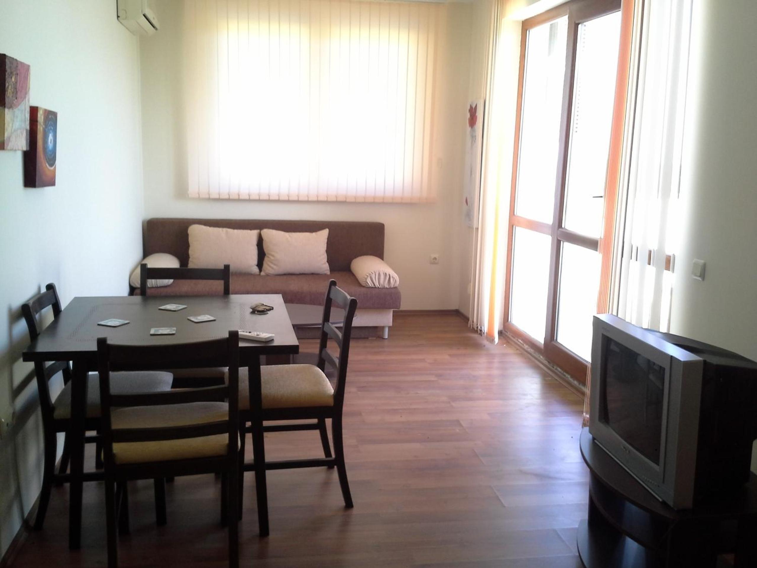 Two-Bedroom Apartment (4 Adults) photo 3