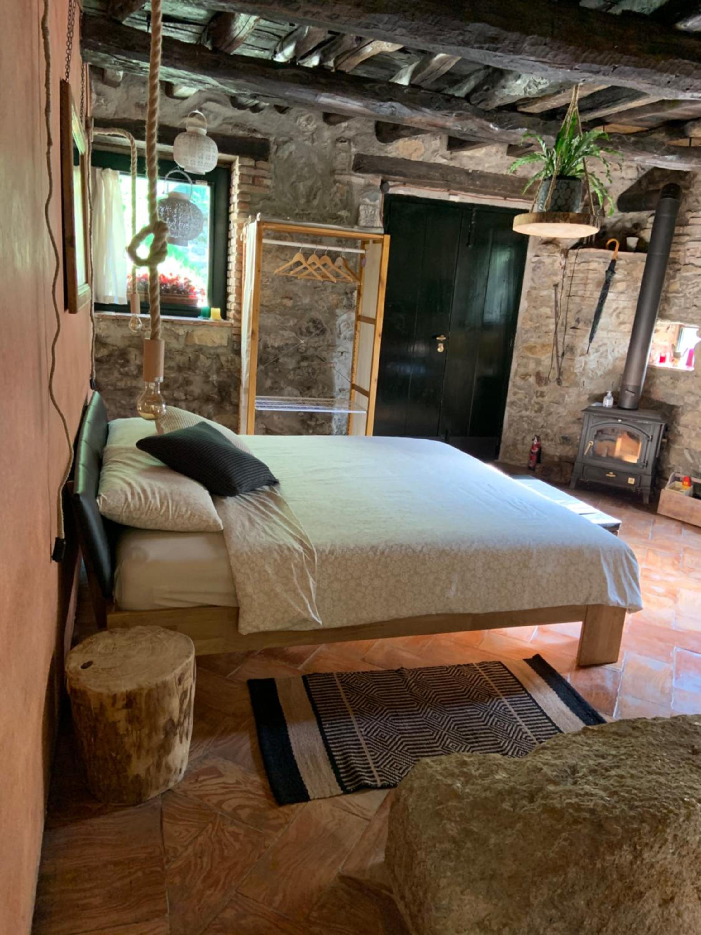 Double Room - Photo 8