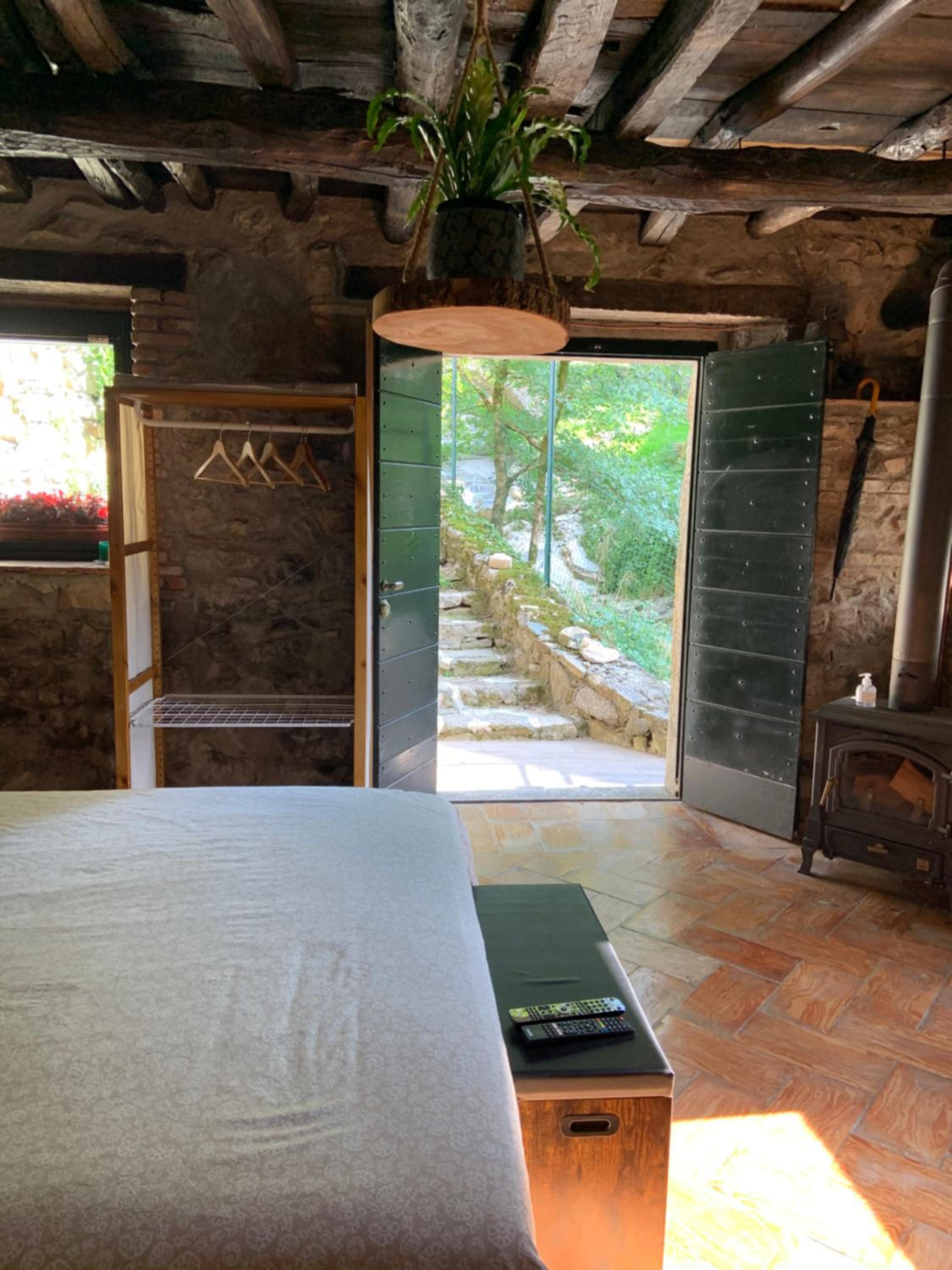 Double Room - Photo 5