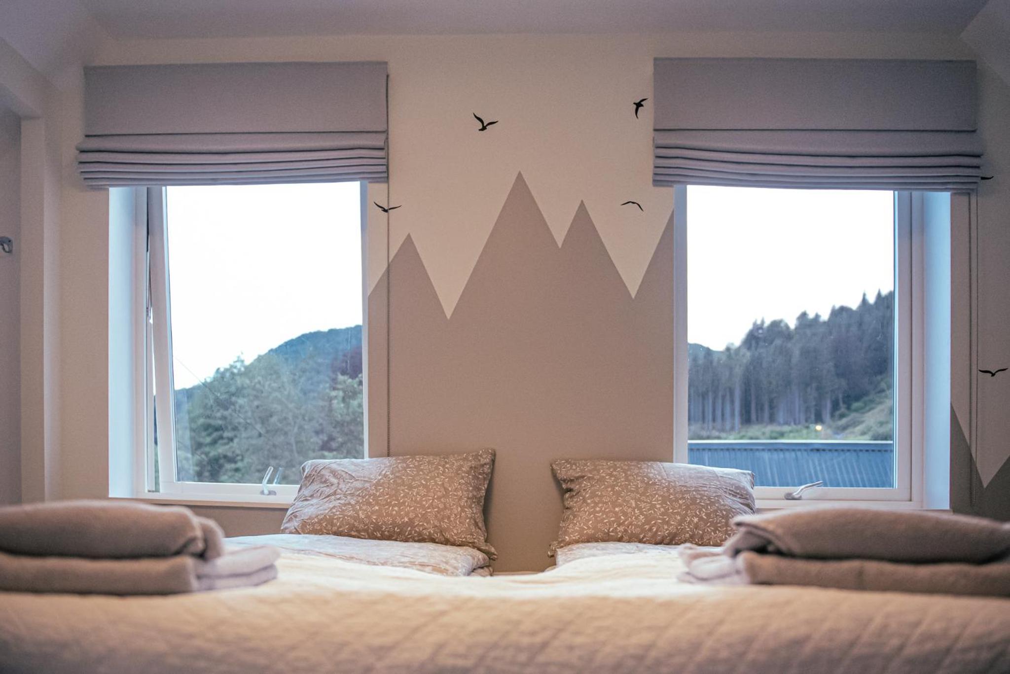 Four-Bedroom House - Photo 7
