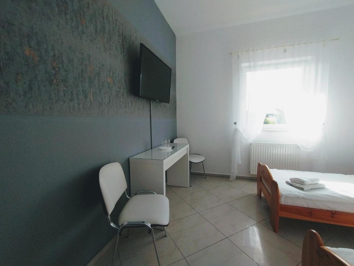 Standard Twin Room photo 1