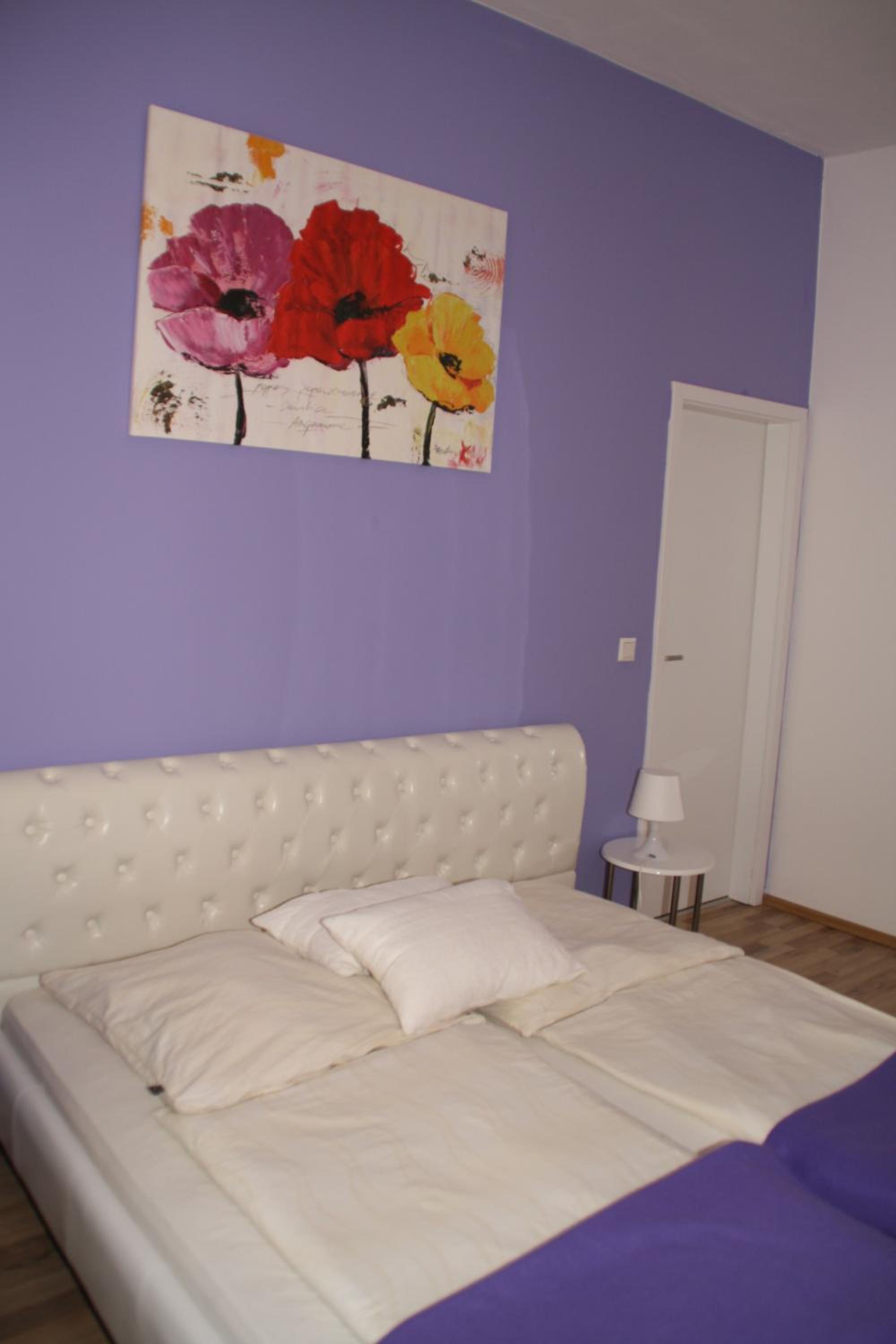 Double Room - Photo 6