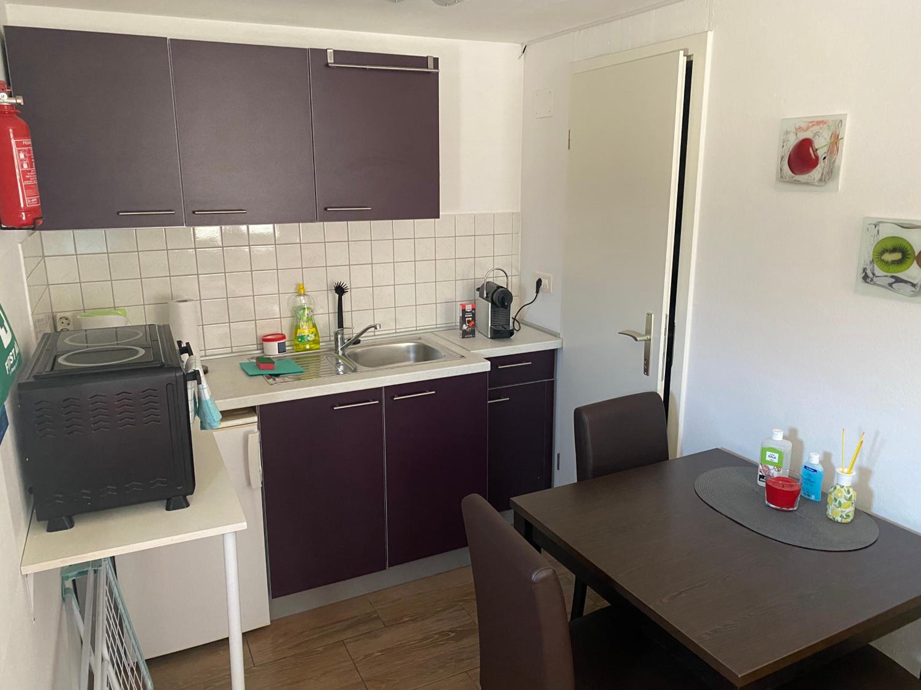 Studio Apartment - Photo 12