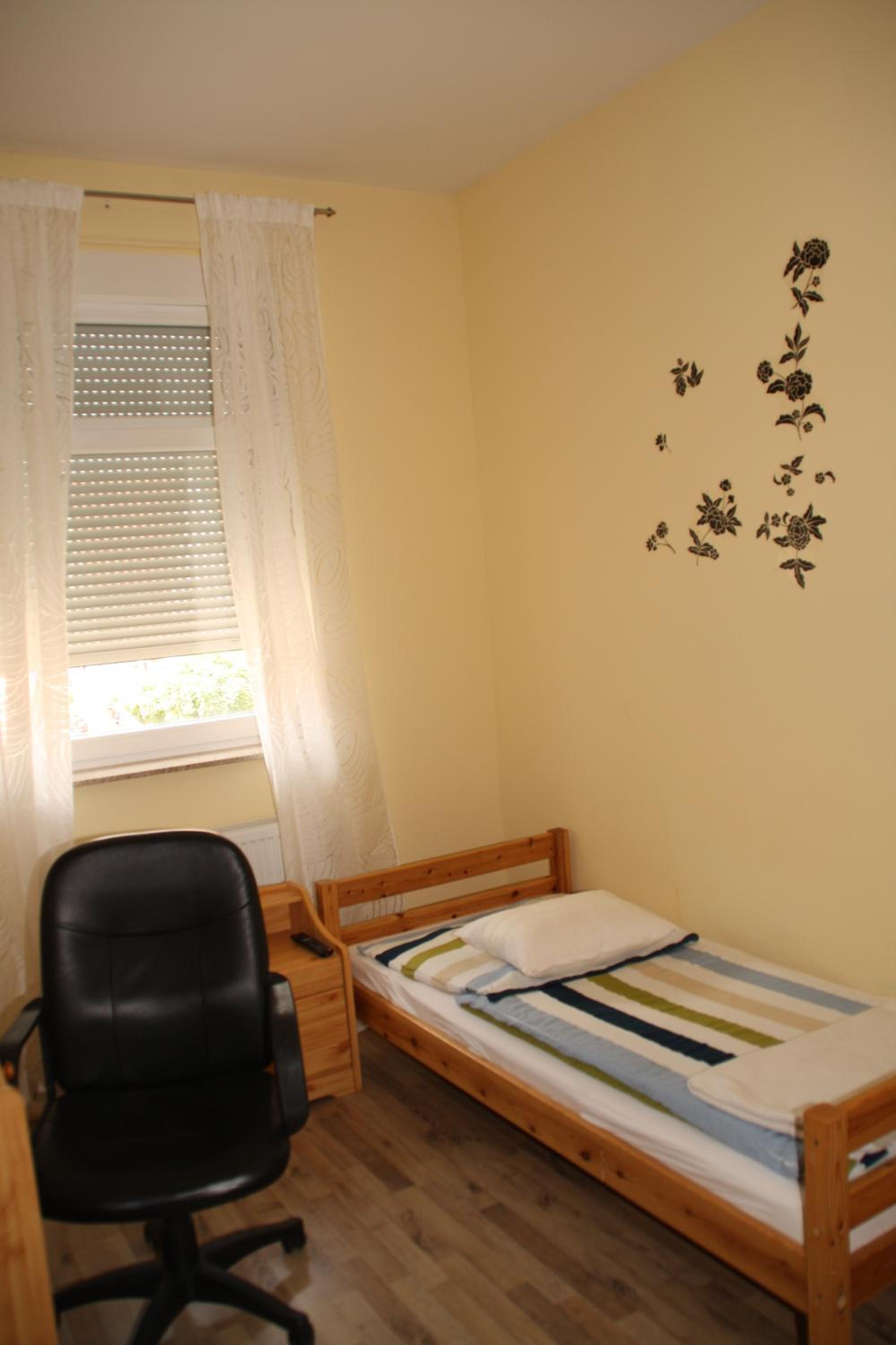 Single Room photo 1