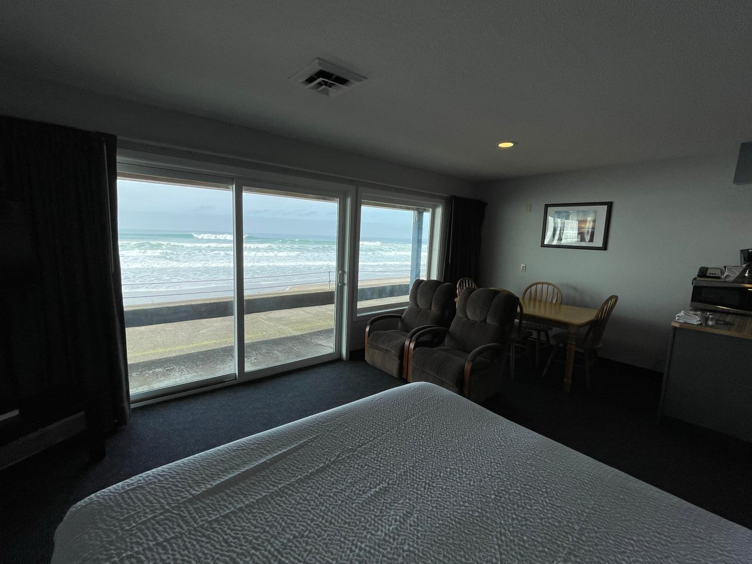 Queen Room with Two Queen Beds - First Floor