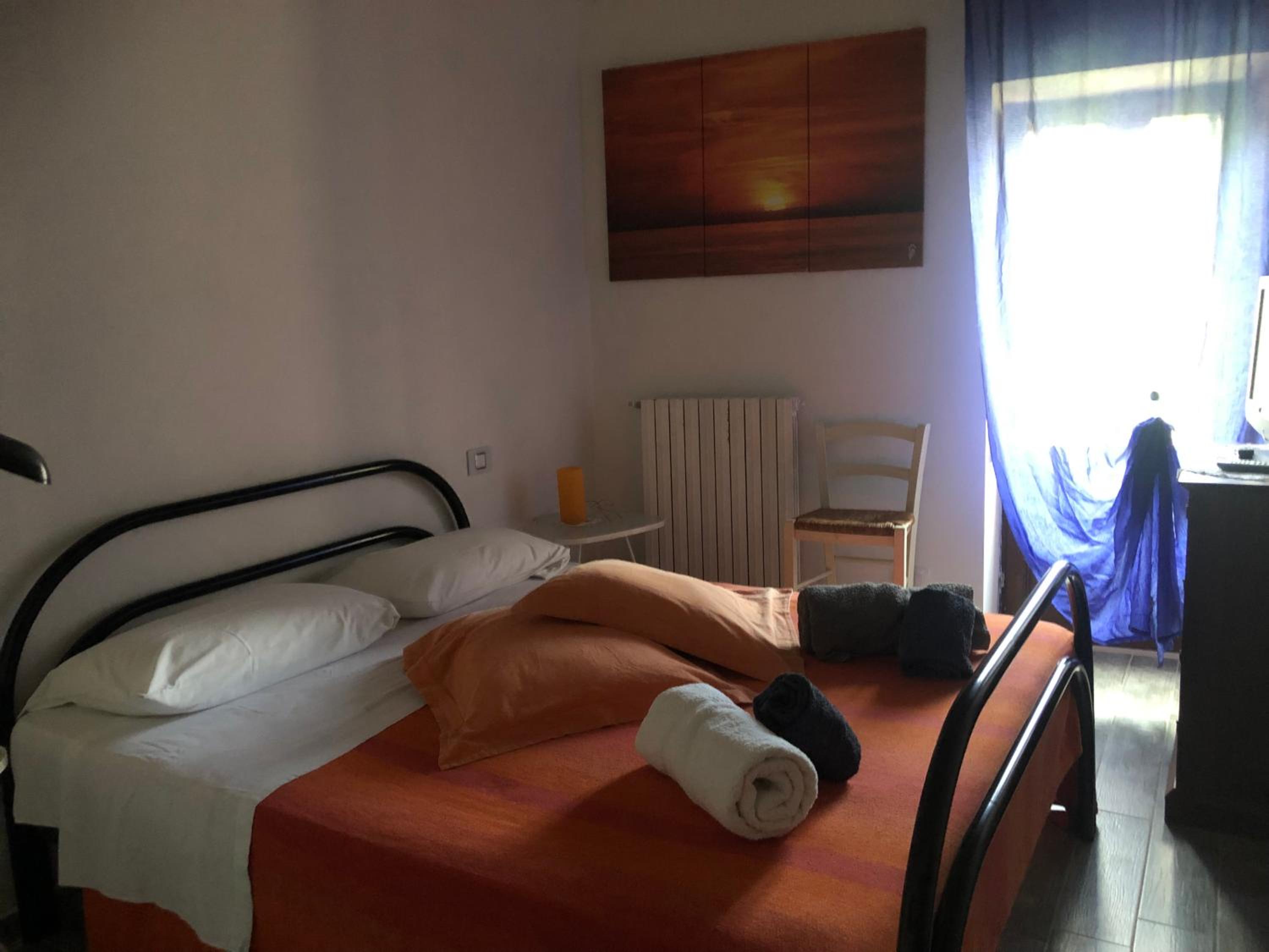 Double or Twin Room with Shared Bathroom photo 2