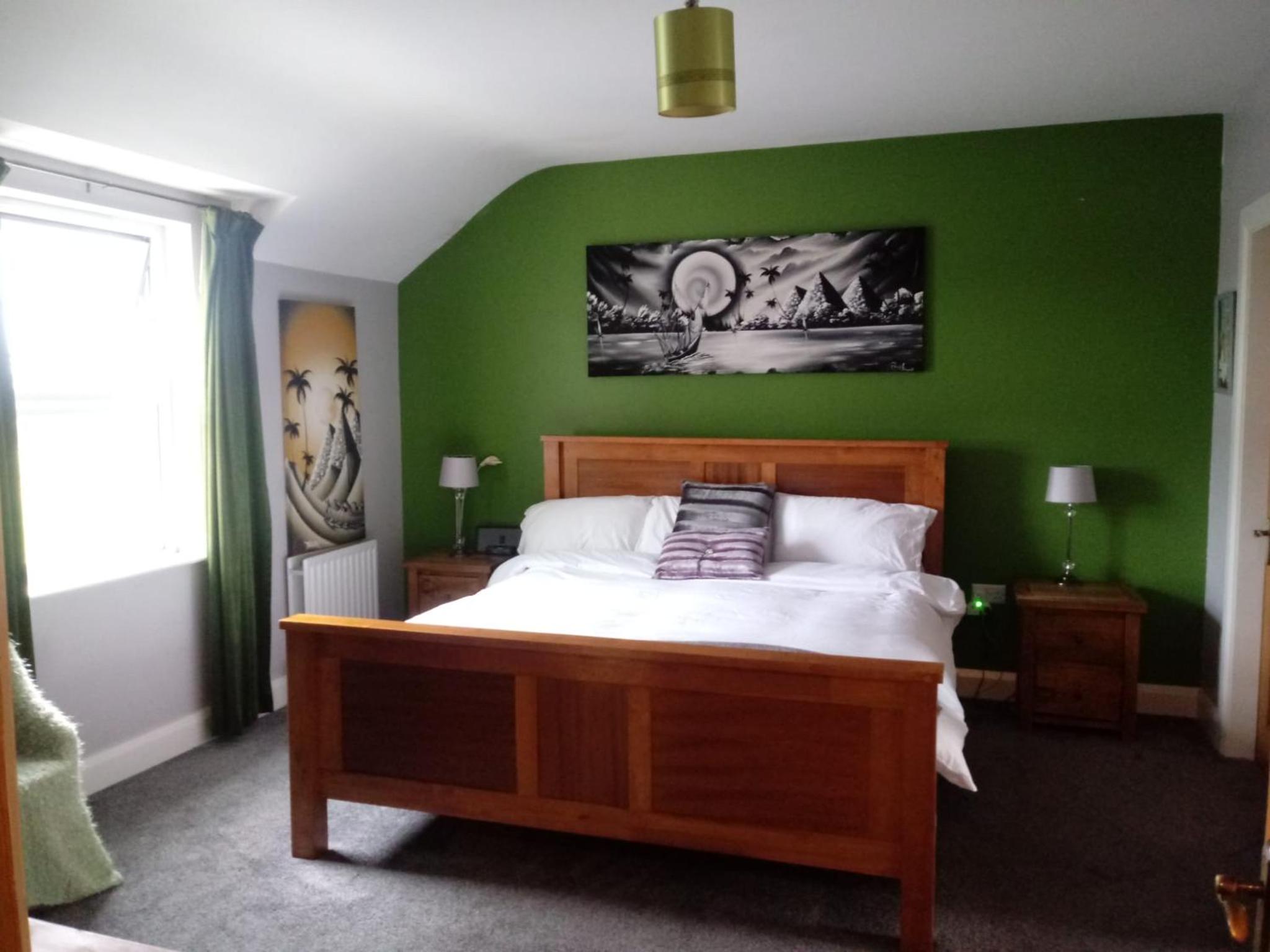 Deluxe King Room